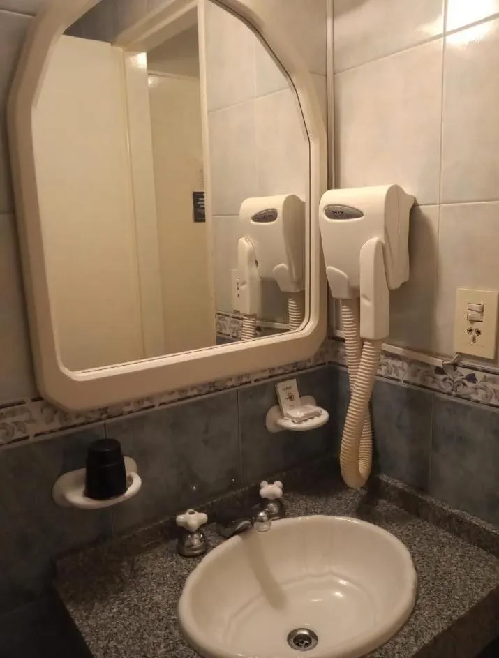 Bathroom in Hotel Nontue Abasto Buenos Aires