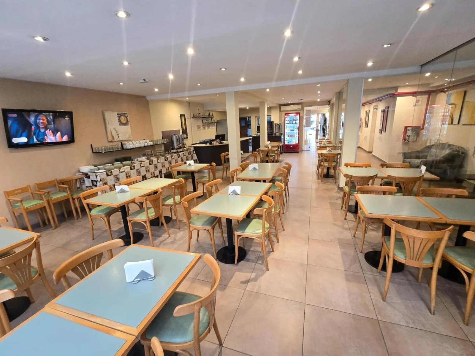 Restaurant/places to eat in Hotel Nontue Abasto Buenos Aires