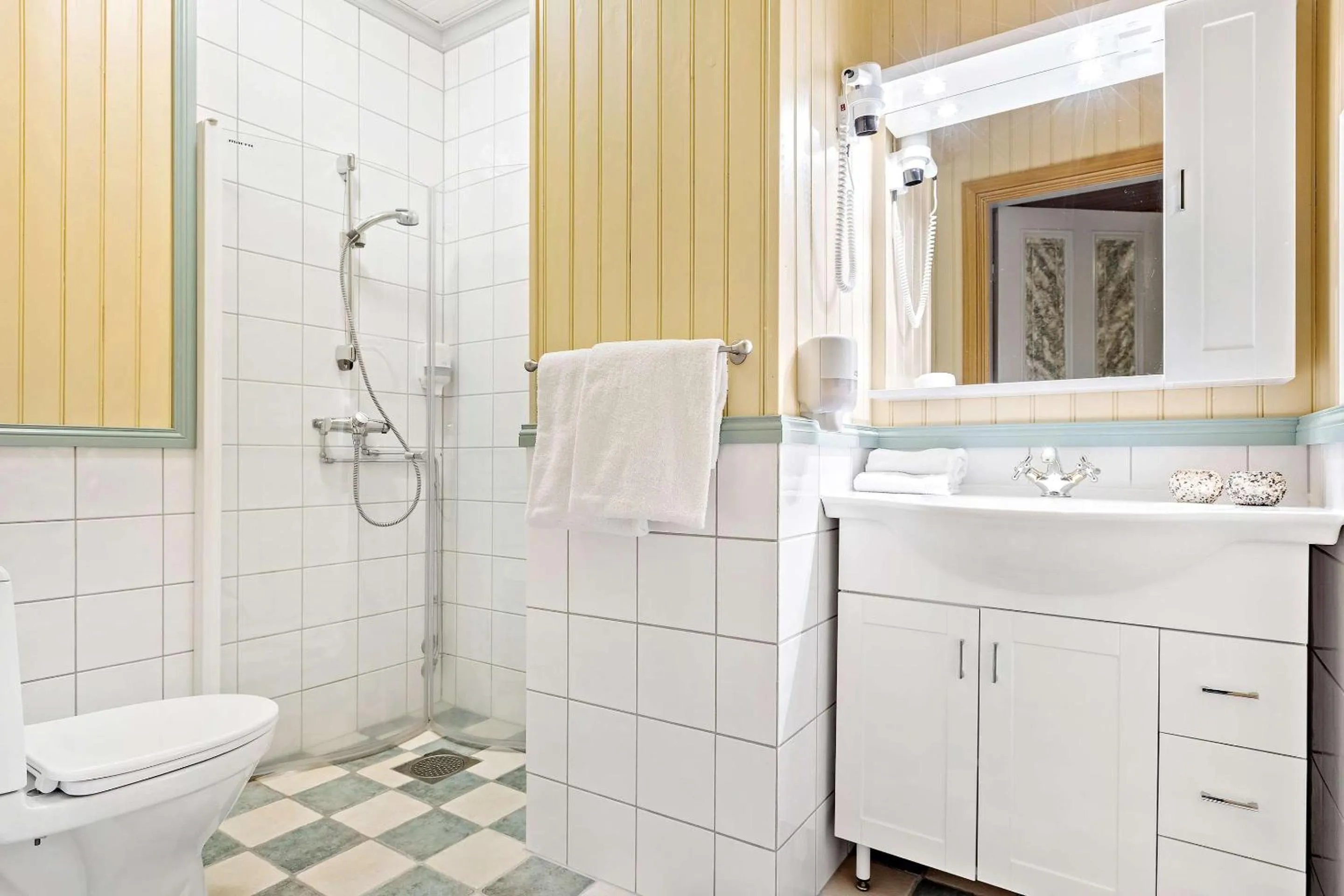 Photo of the whole room in Sandtorgholmen Hotel - Best Western Signature Collection