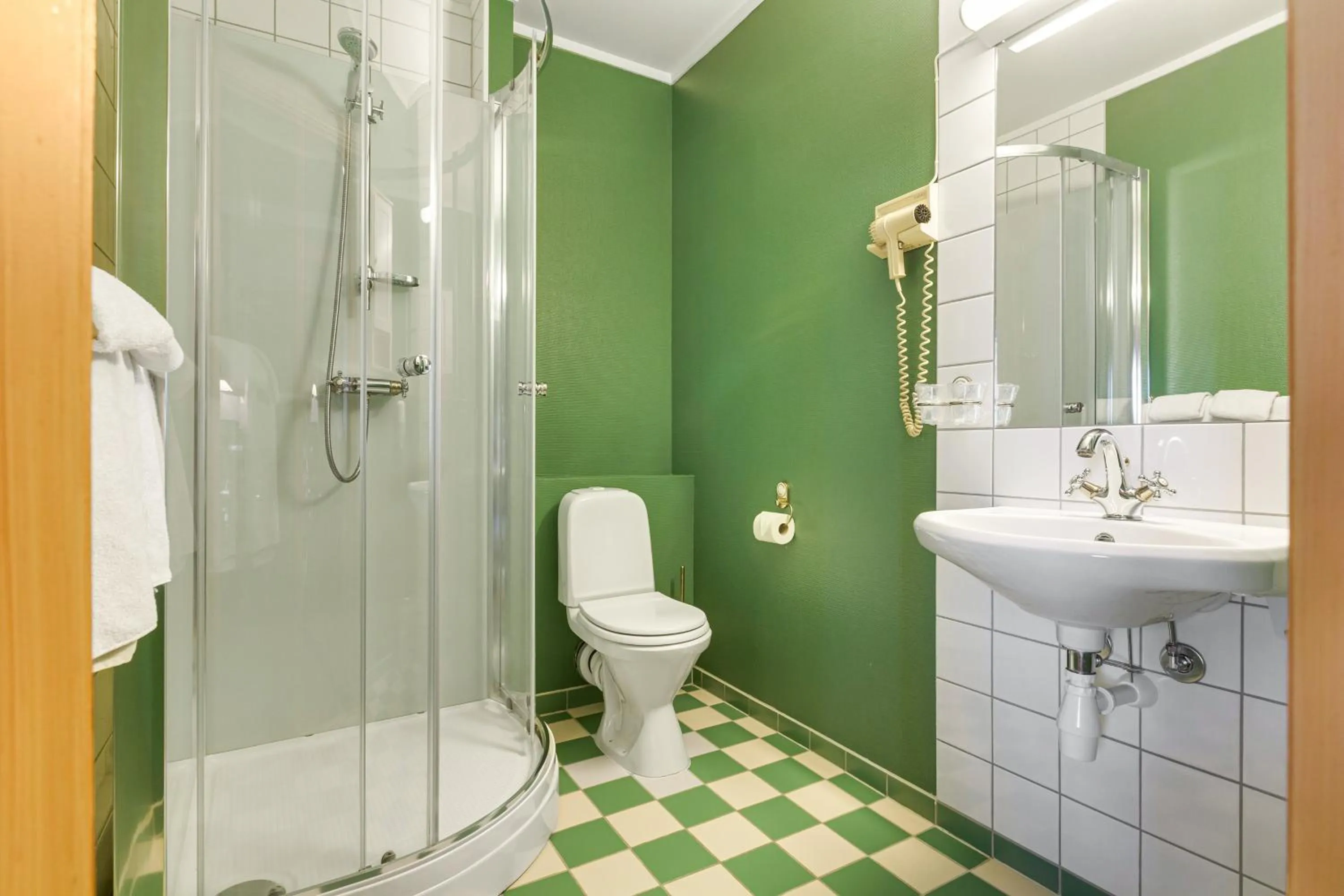 Bathroom in Sandtorgholmen Hotel - Best Western Signature Collection