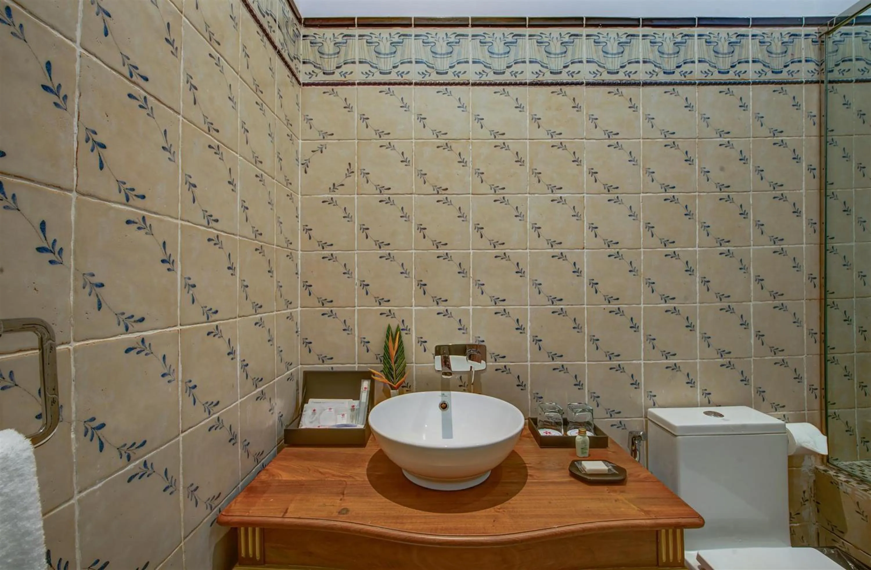 Bathroom in Le Bokor Palace