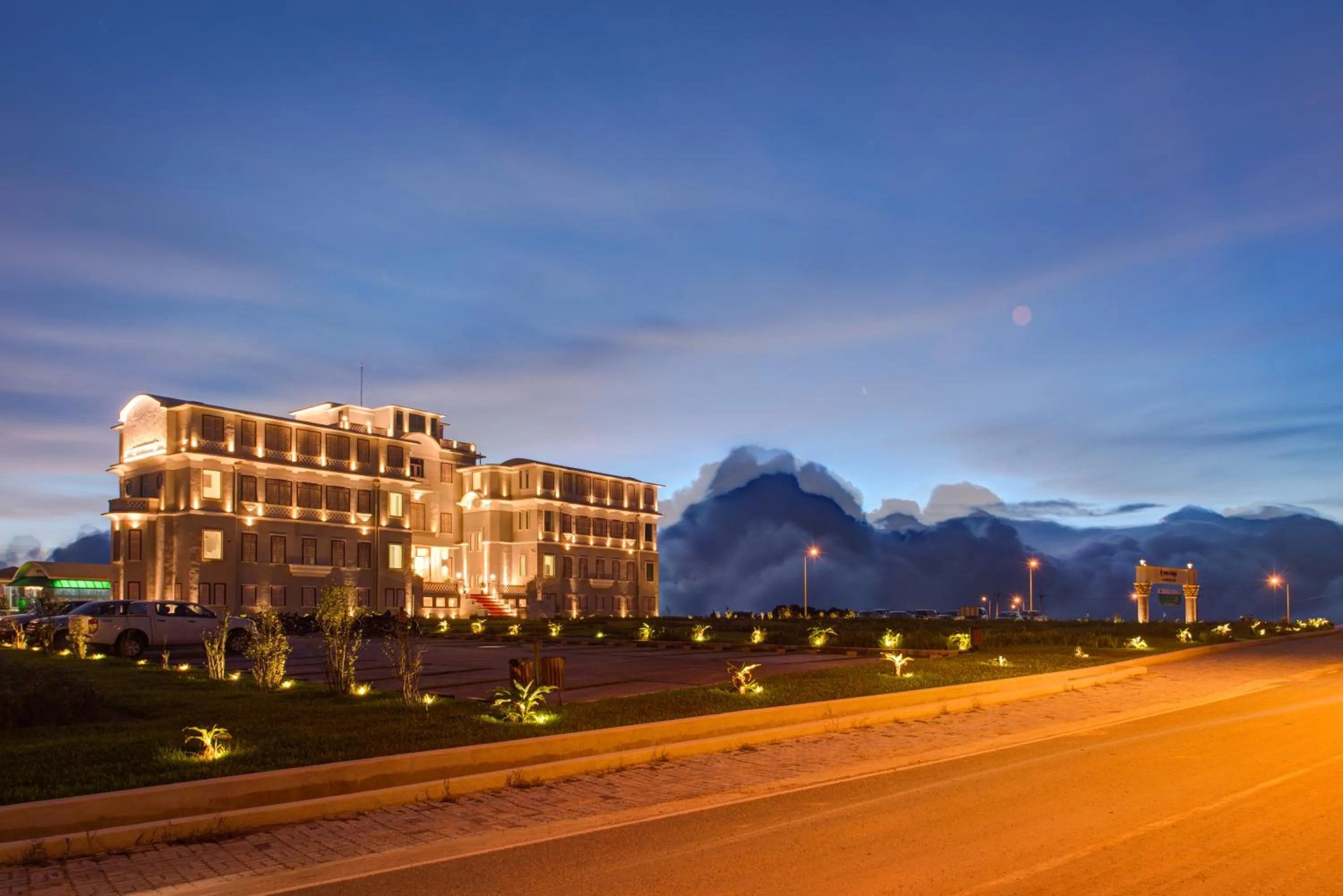 Property building in Le Bokor Palace