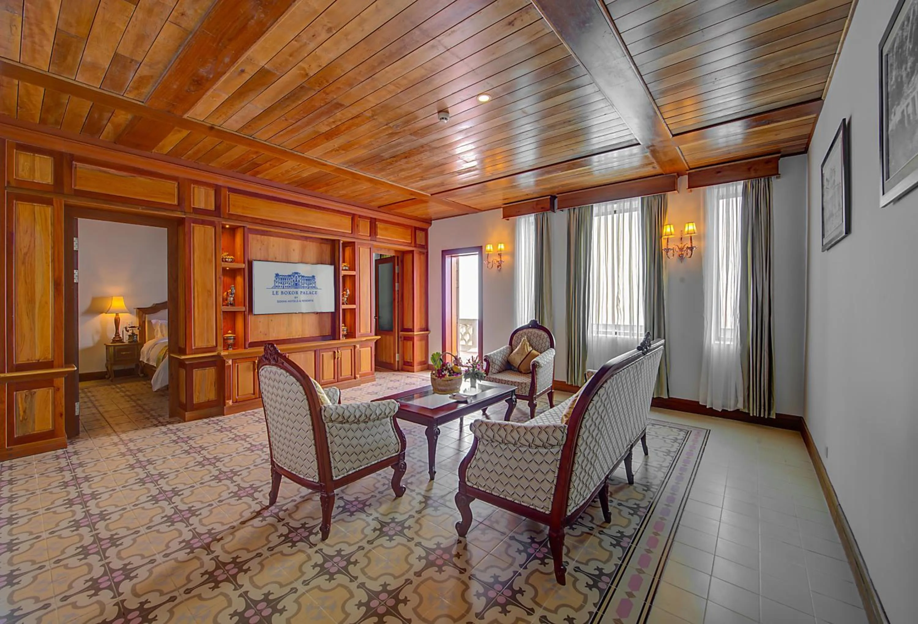 Living room in Le Bokor Palace