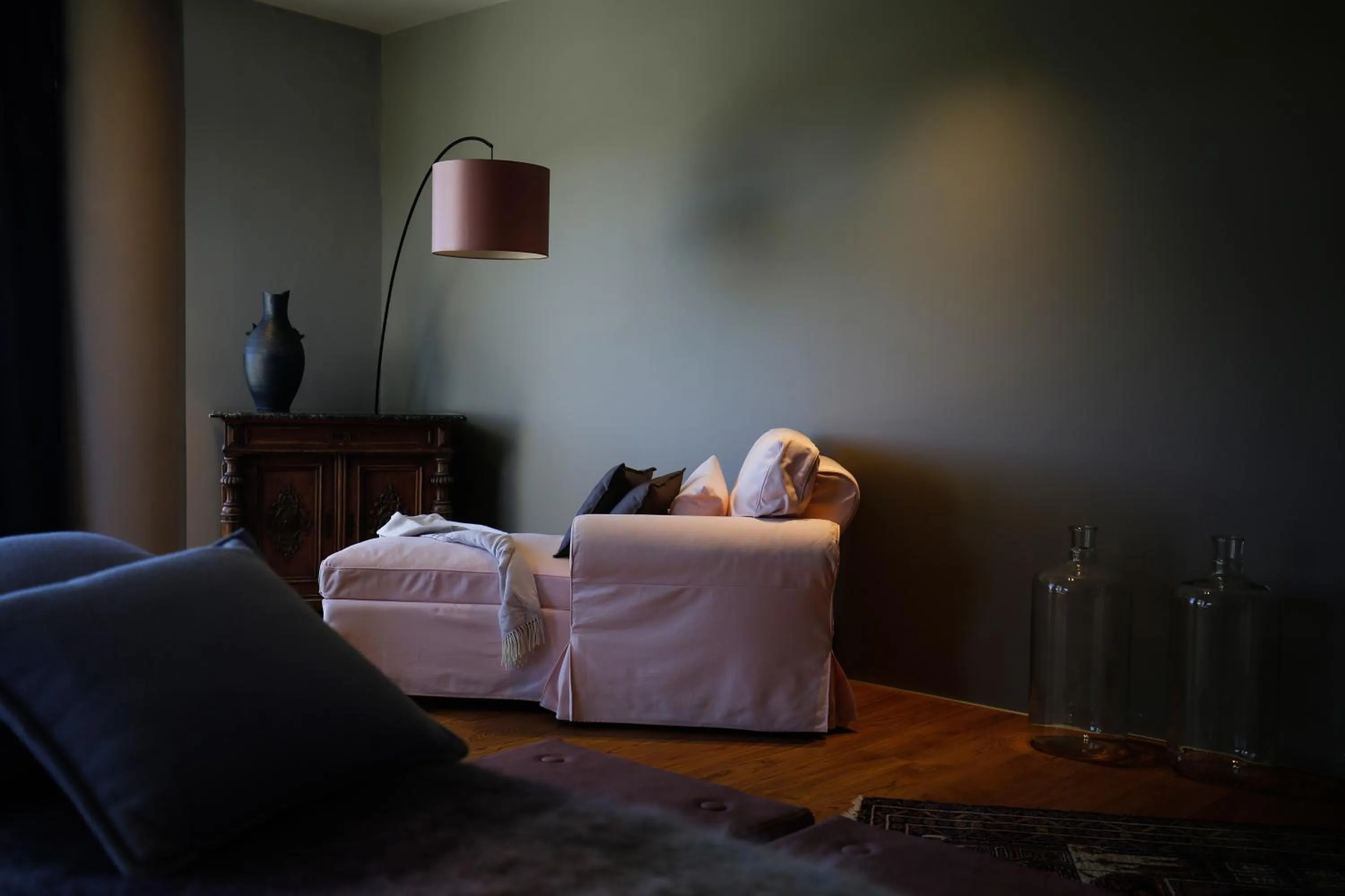 Decorative detail, Bed in Boutique Hotel Valsabbion