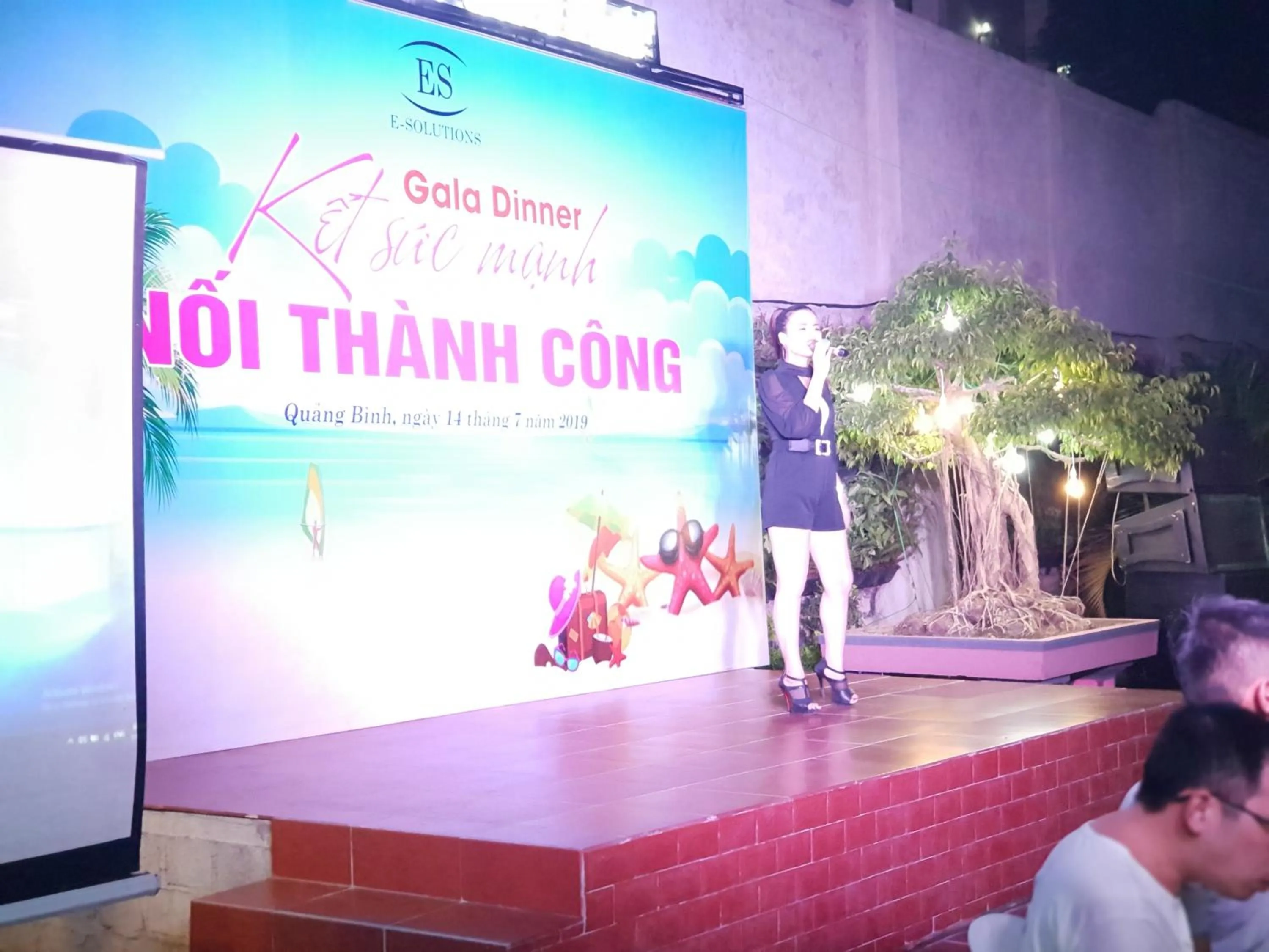 Restaurant/places to eat in Phu Cuong Beach Hotel