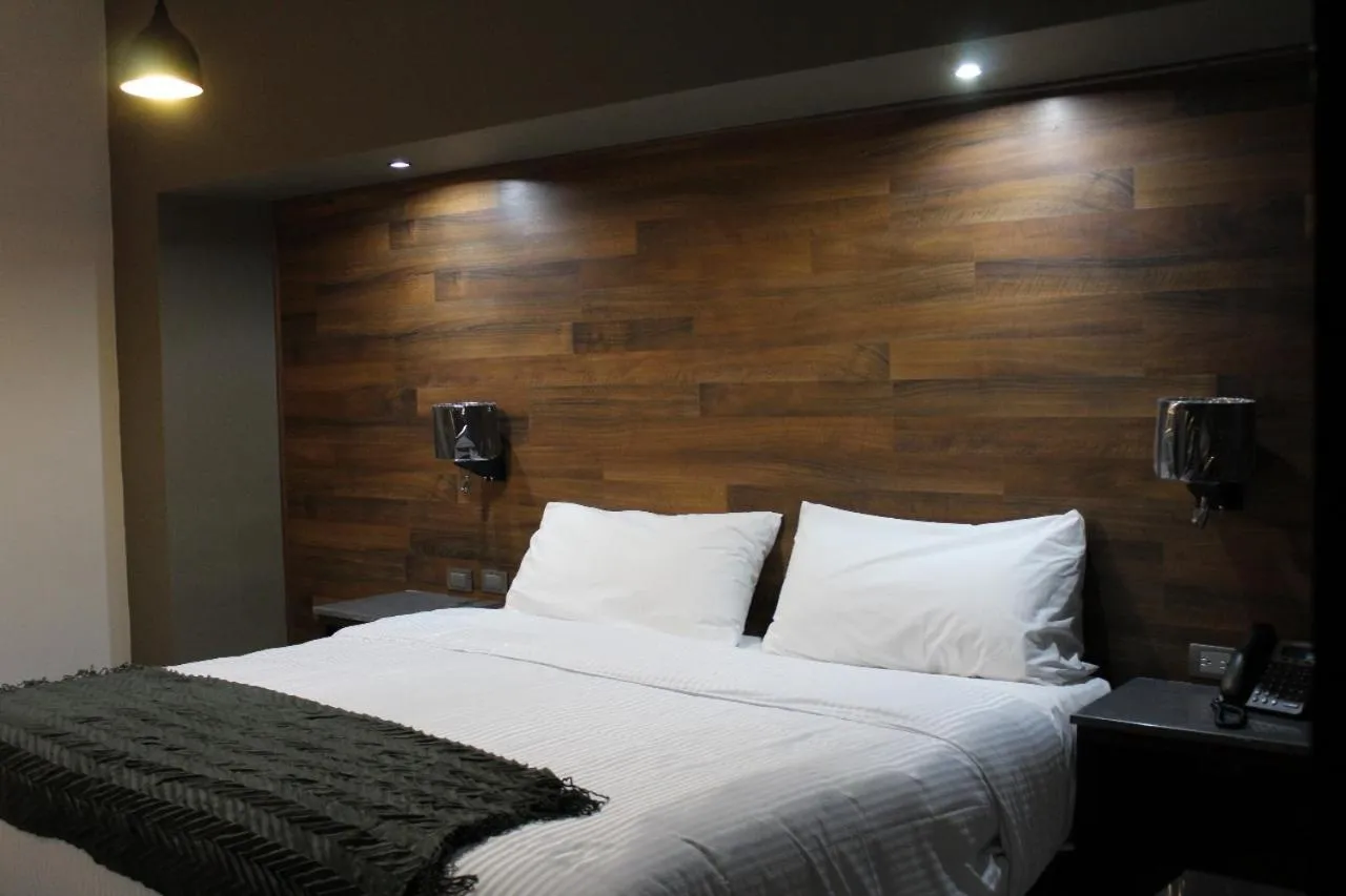 Bed in Grand Marques