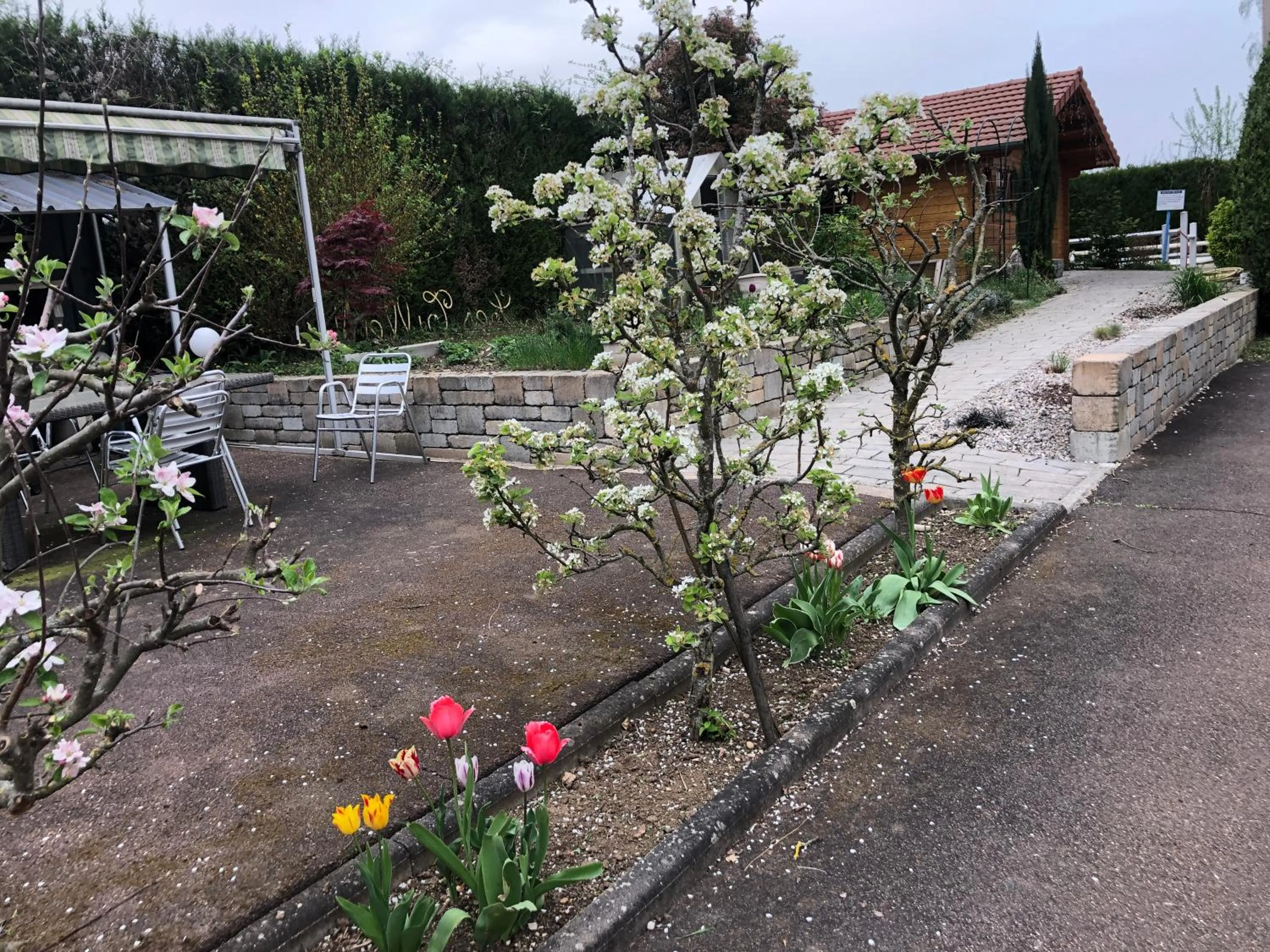 Garden view in Les Tilleuls Montbeliard Sud Audincourt