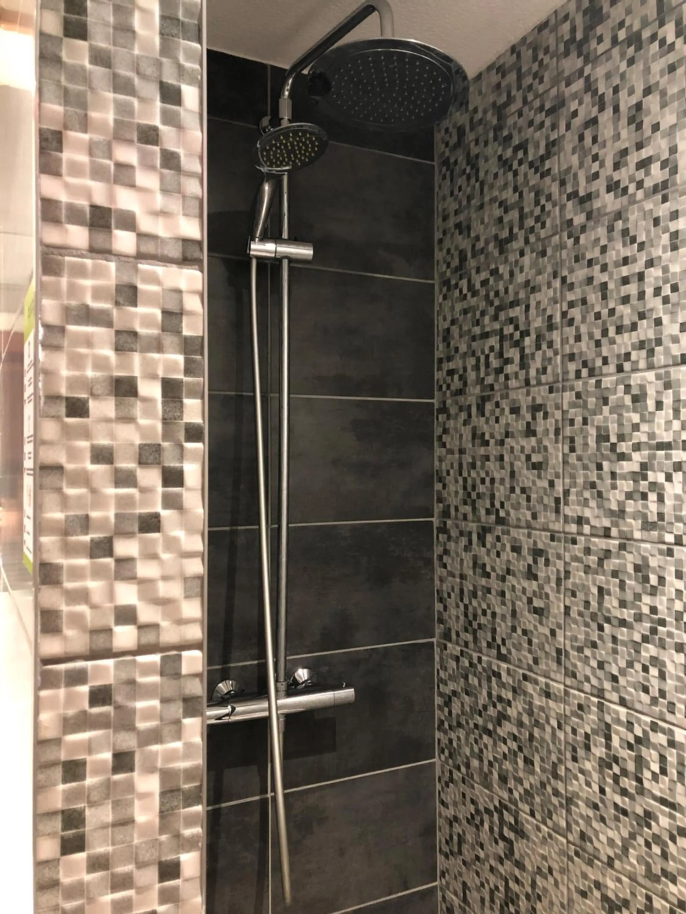 Bathroom in Les Tilleuls Montbeliard Sud Audincourt