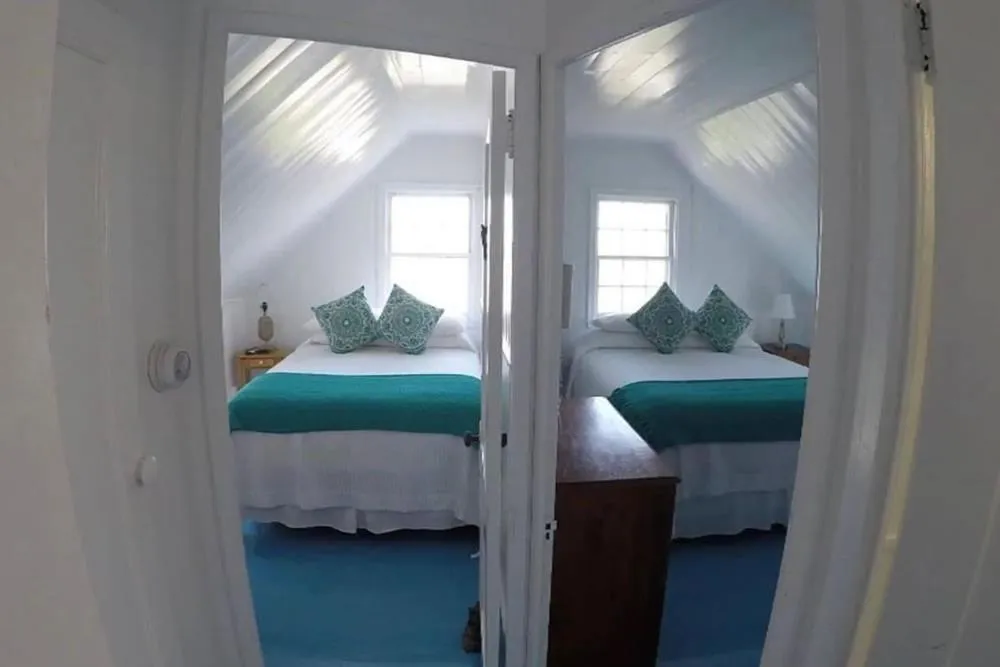 Bed in The Masthead Resort