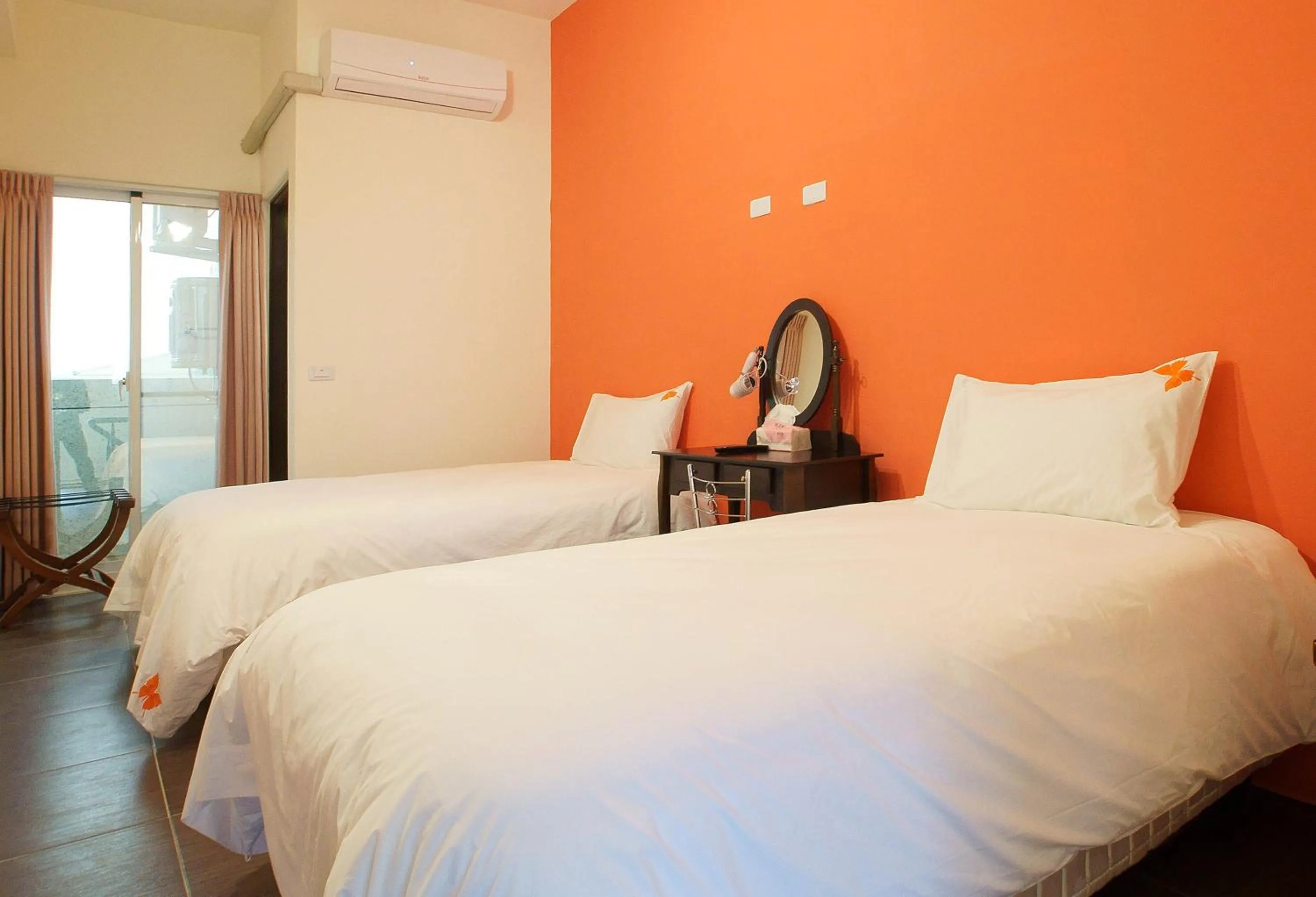 Balcony/Terrace, Bed in Trip Village-Hulk's Homestay