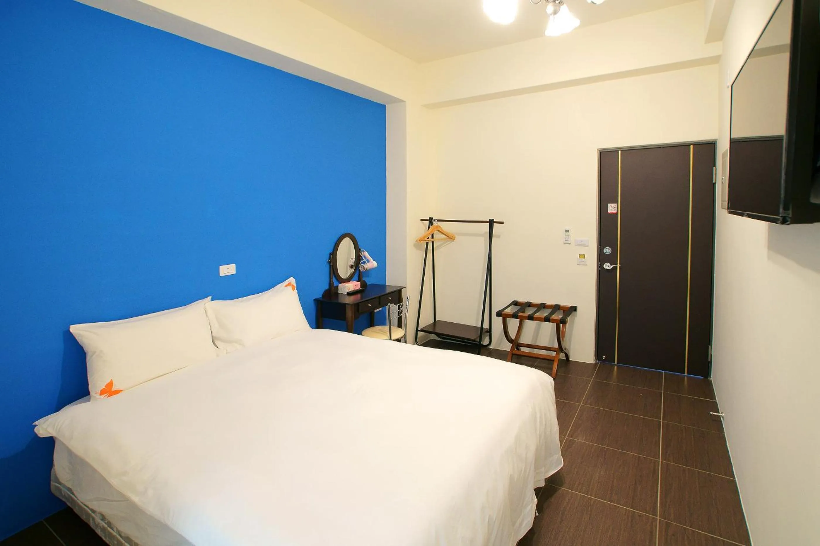 Bedroom, Bed in Trip Village-Sunshine Light Travel