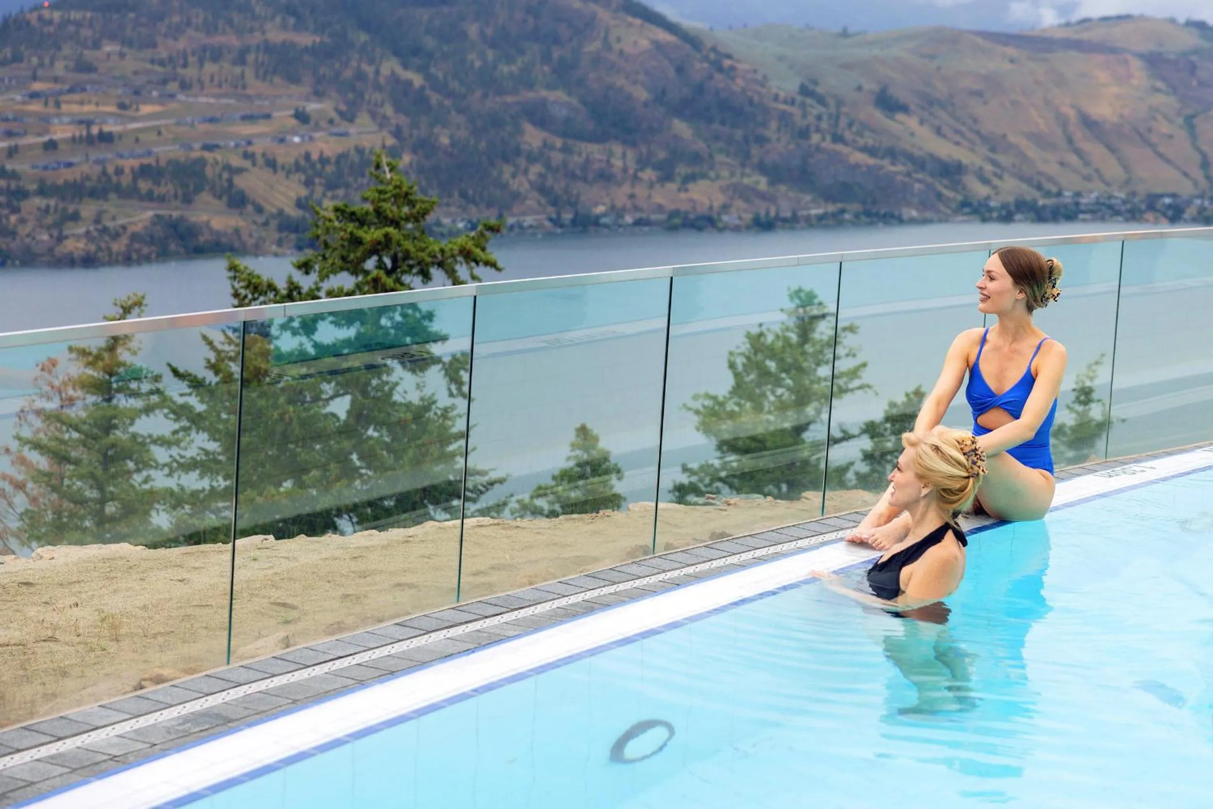 Swimming pool in Sparkling Hill Resort and Spa - Adults-Only Resort