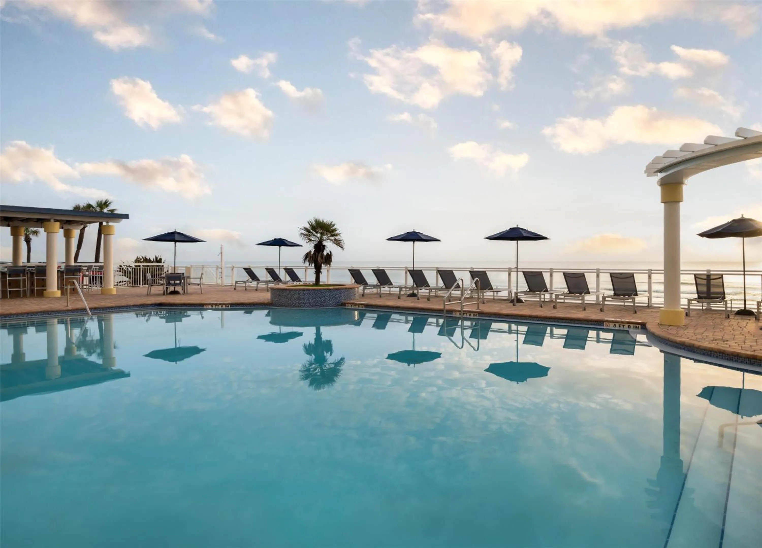 Pool view in Hilton Garden Inn Daytona Beach Oceanfront