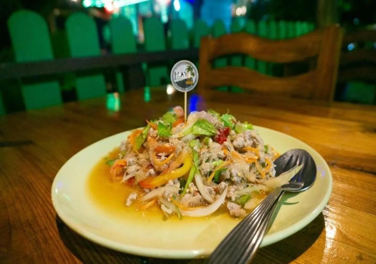 Food in I-Lay House Koh Kood