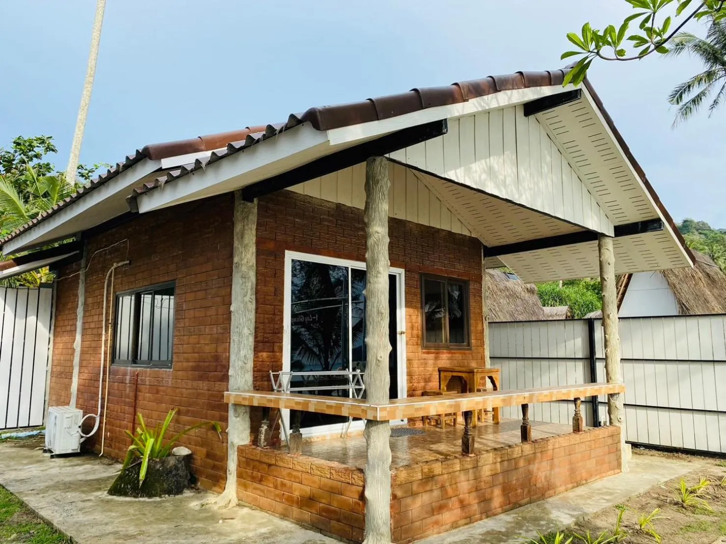 Property building in I-Lay House Koh Kood