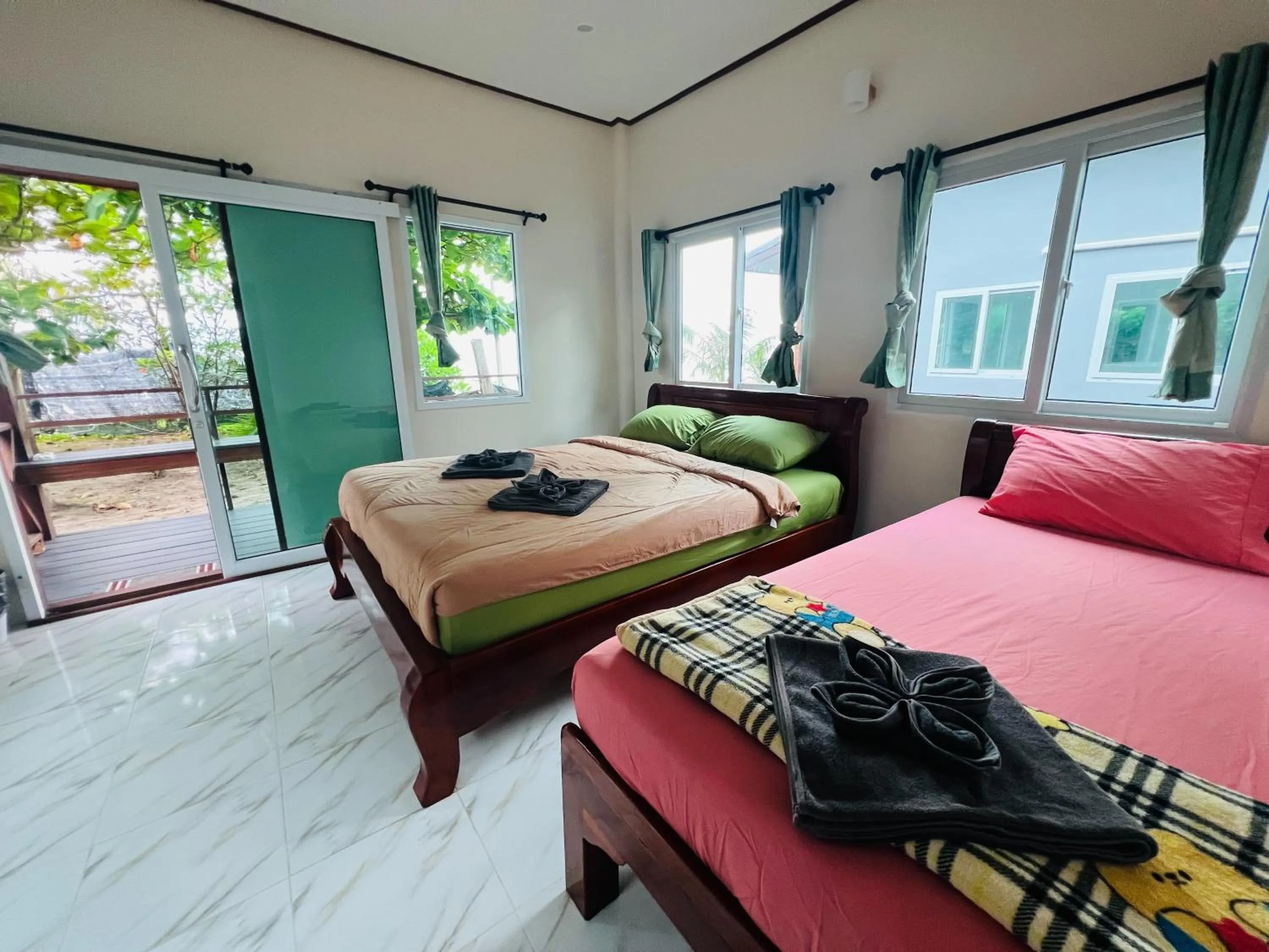 Bed in I-Lay House Koh Kood