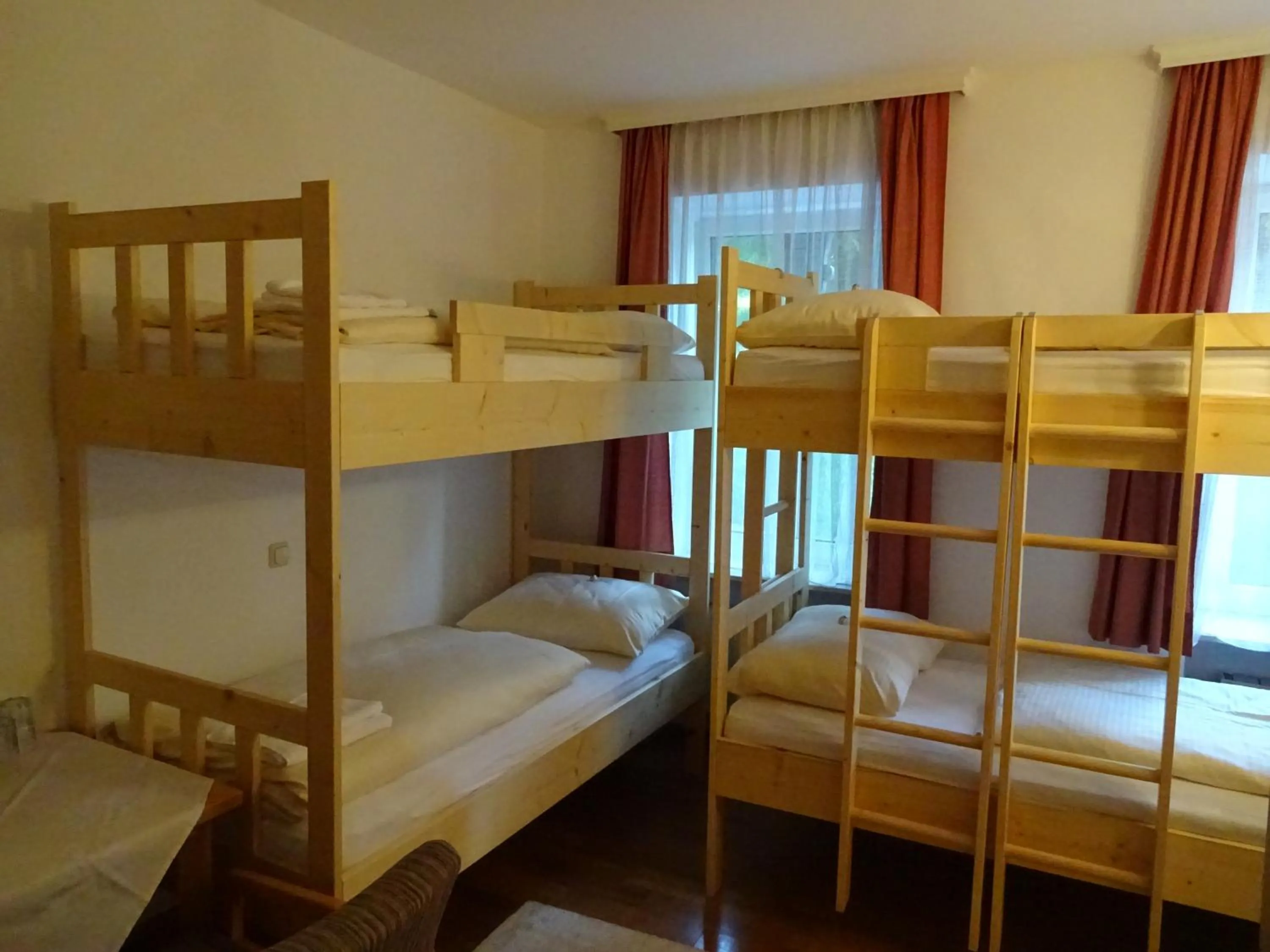 bunk bed, Bed in Hotel & Hostel Sandwirt