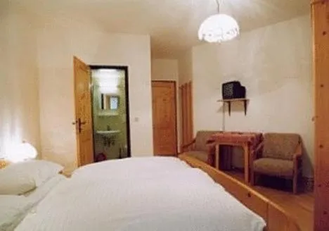 Photo of the whole room, Bed in Hotel & Hostel Sandwirt