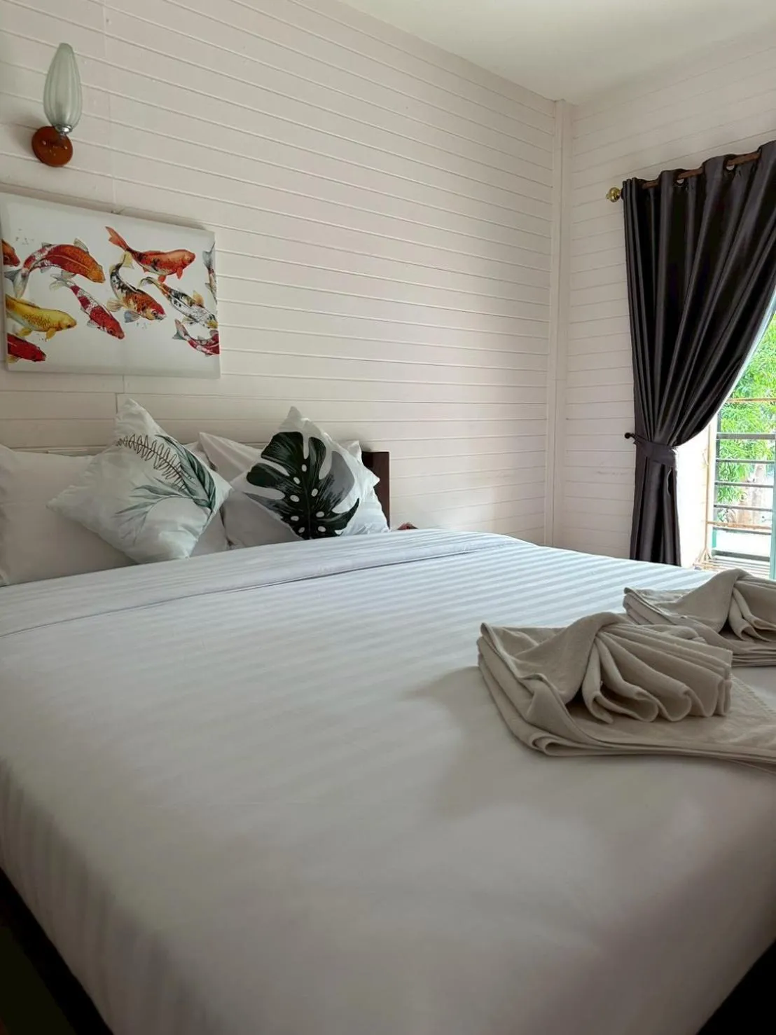 Bed in ชอว์ งาทอง รีสอร์ต Chor Ngar Thong Erawan Kanchanaburi