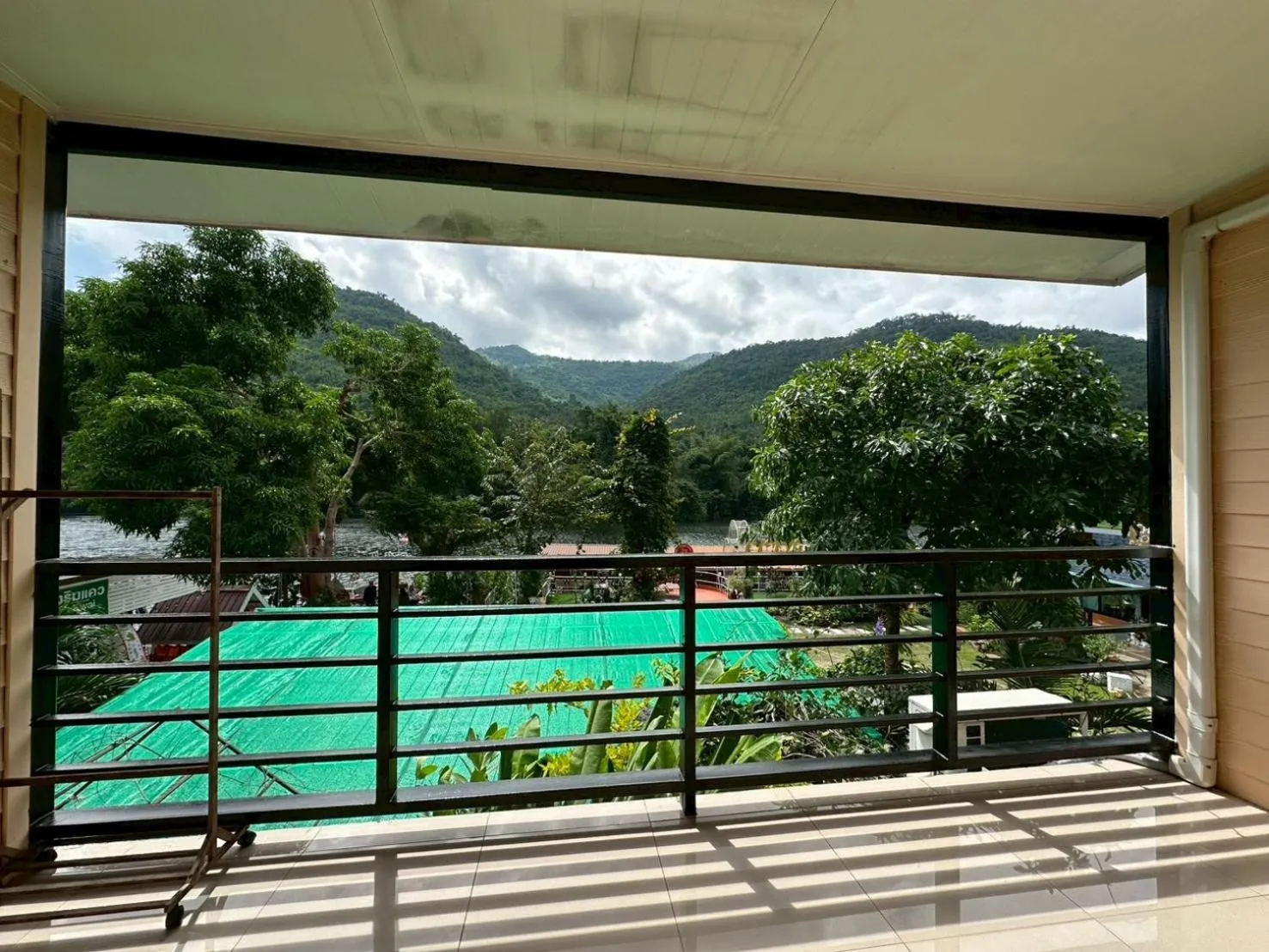 ชอว์ งาทอง รีสอร์ต Chor Ngar Thong Erawan Kanchanaburi