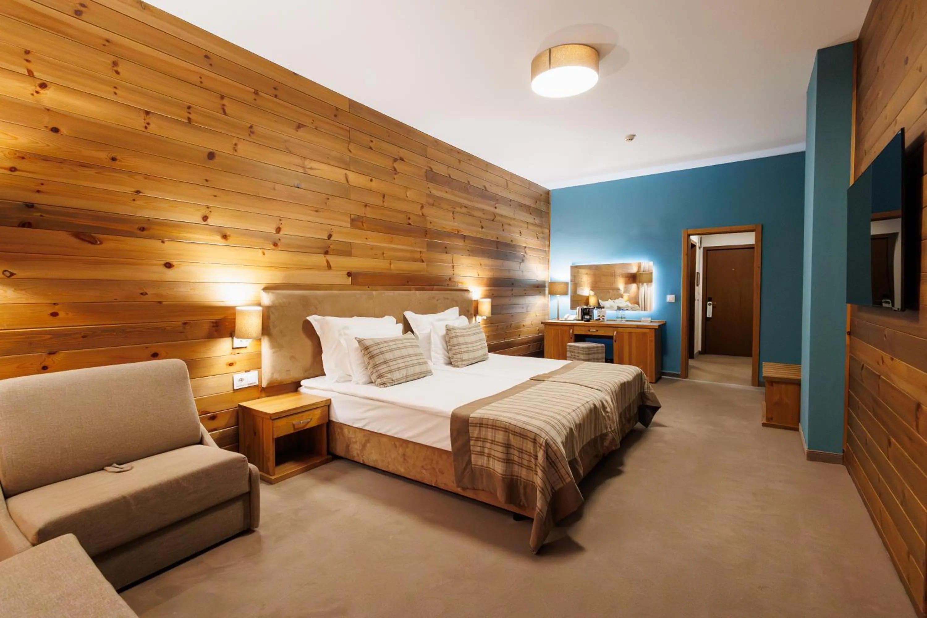 Bed in Katarino SPA Hotel