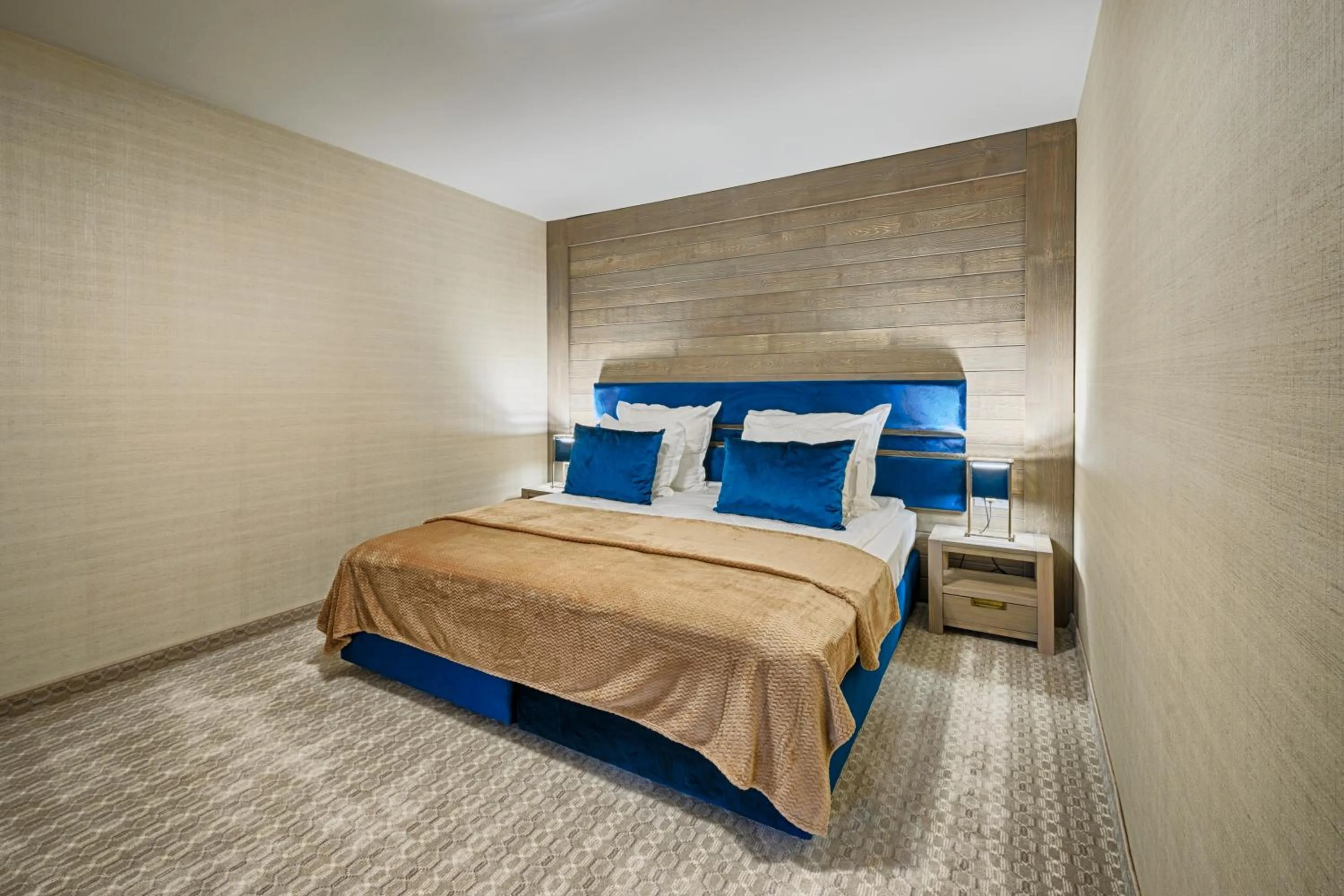 Bed in Katarino SPA Hotel