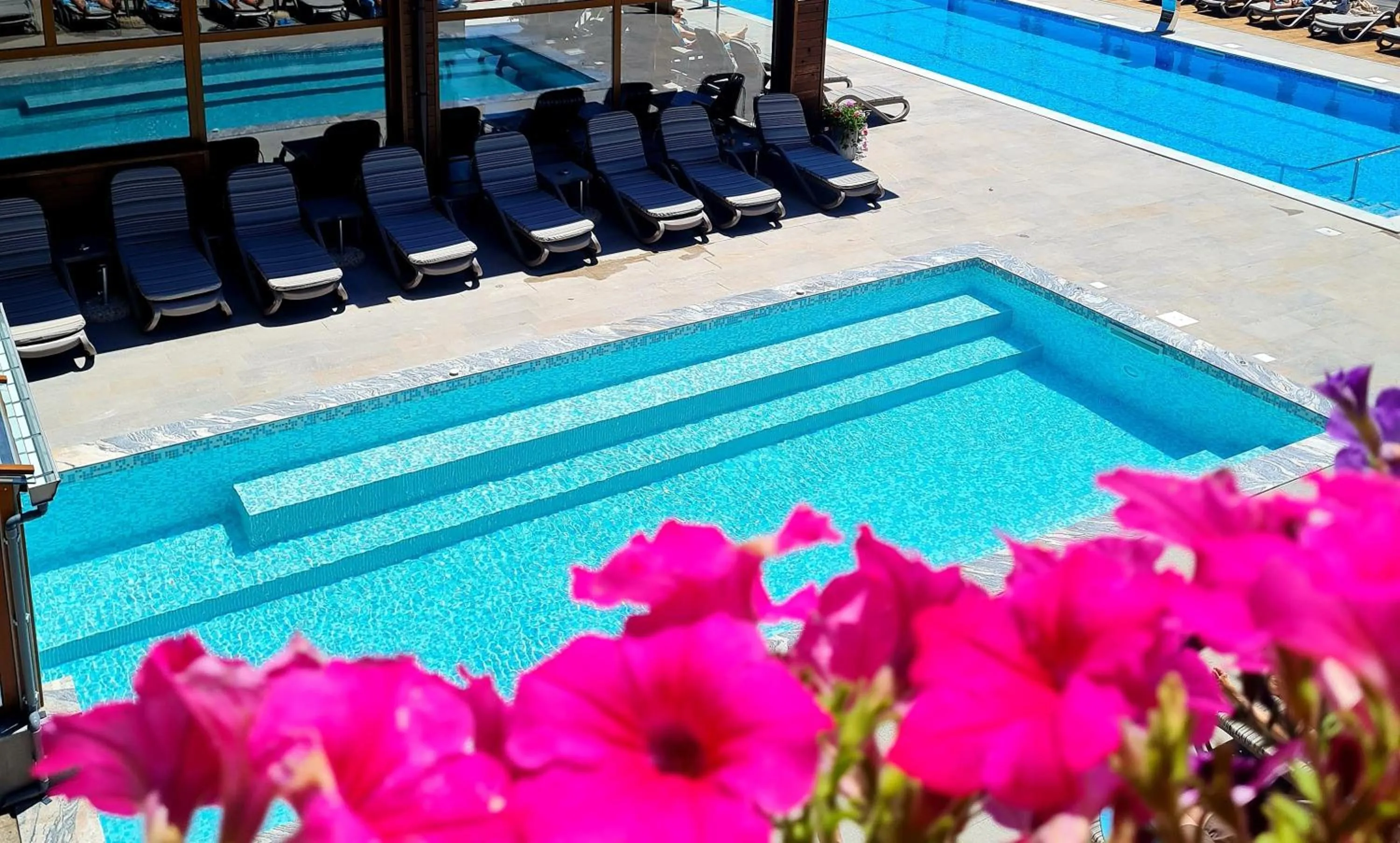 Swimming pool in Katarino SPA Hotel