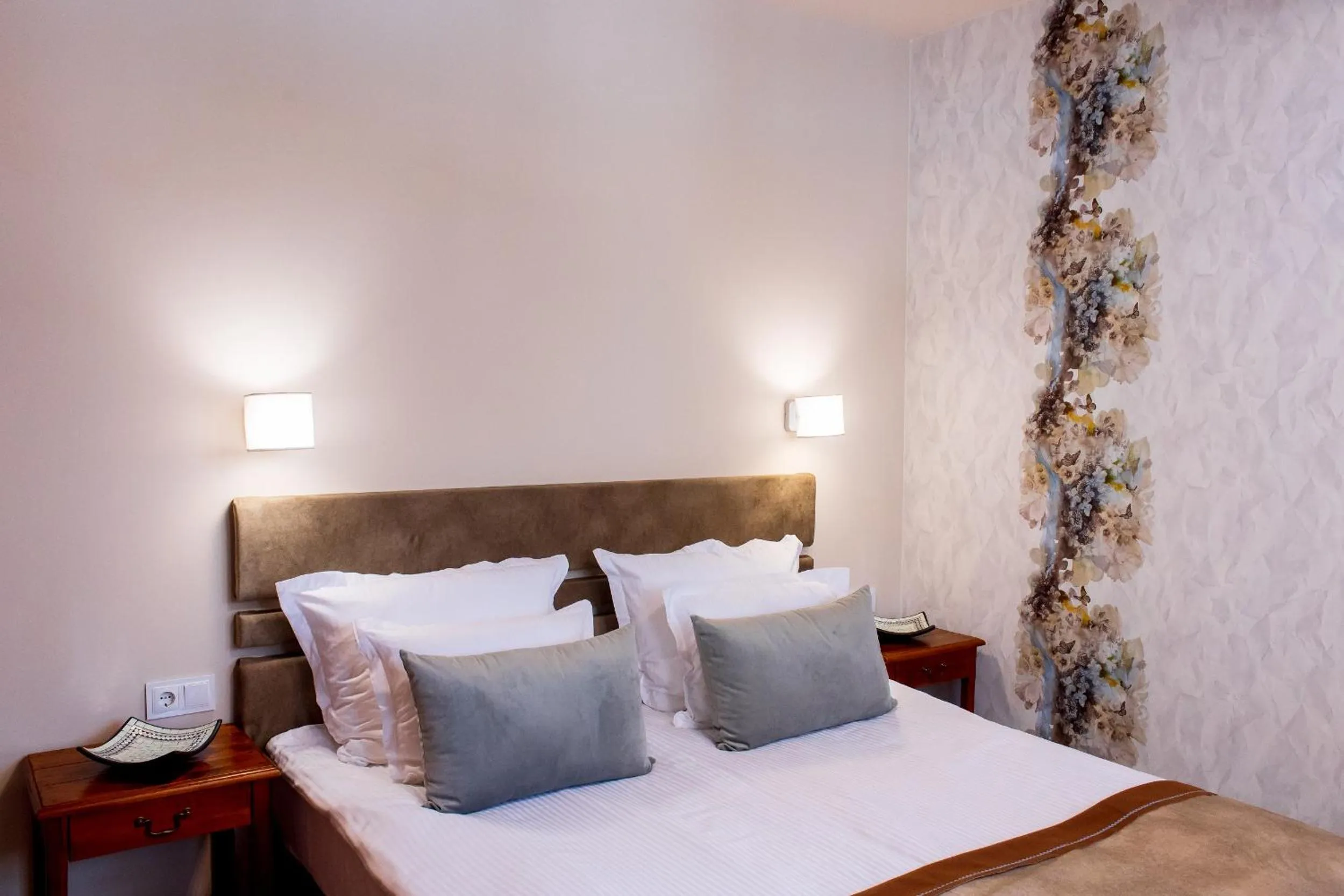 Bed in Katarino SPA Hotel