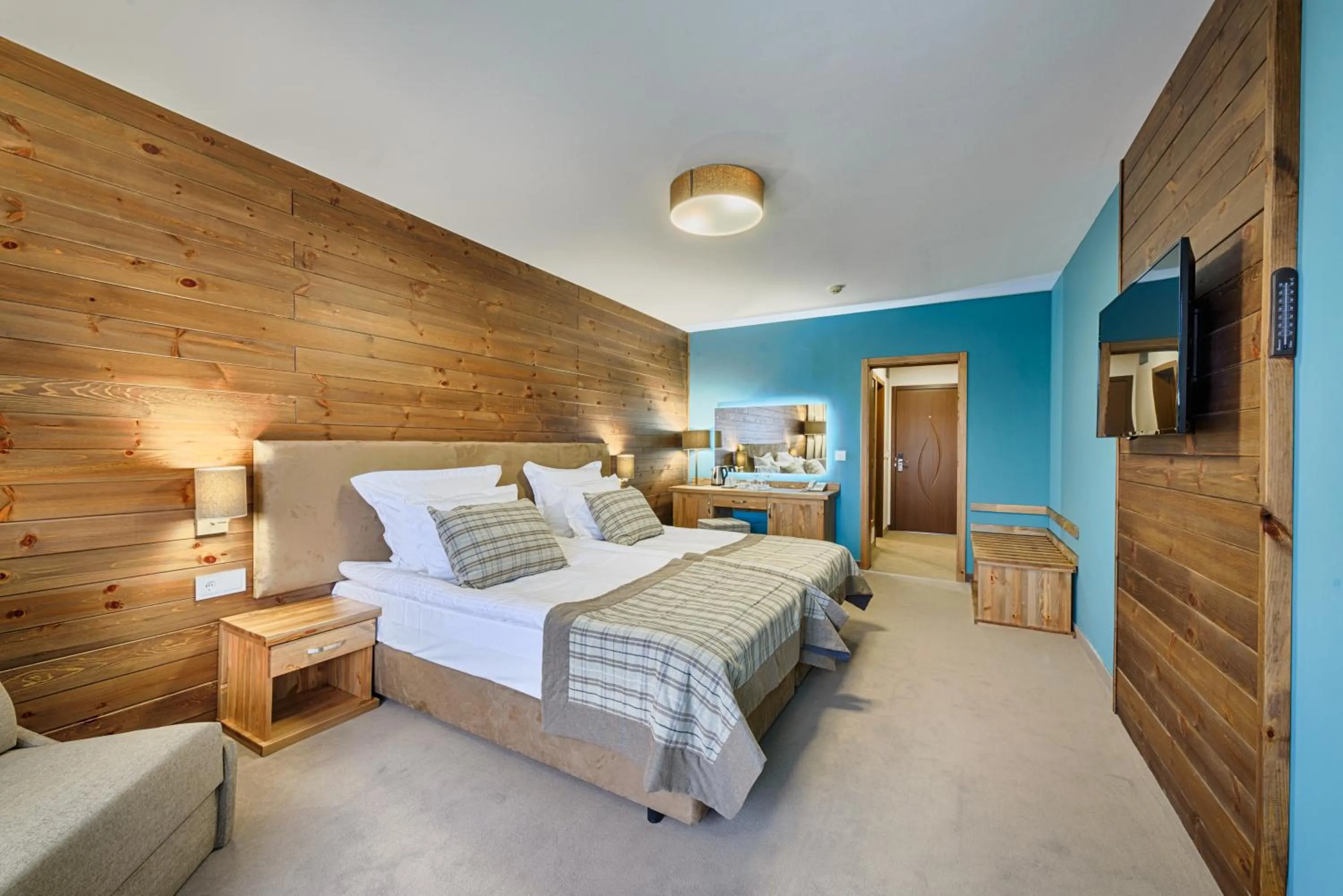 Bed in Katarino SPA Hotel