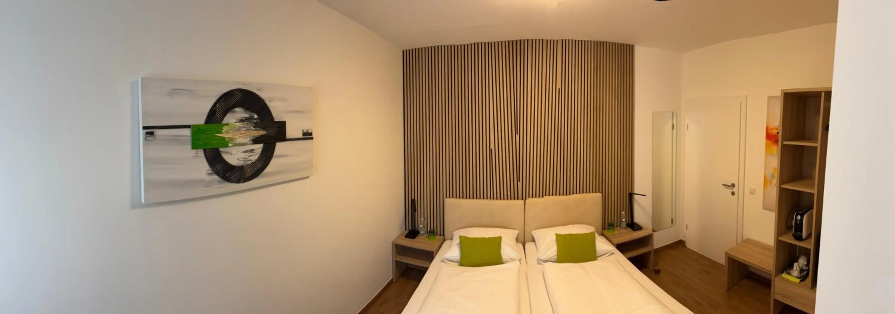 Photo of the whole room, Bed in Hotel Garni Ilys Inn