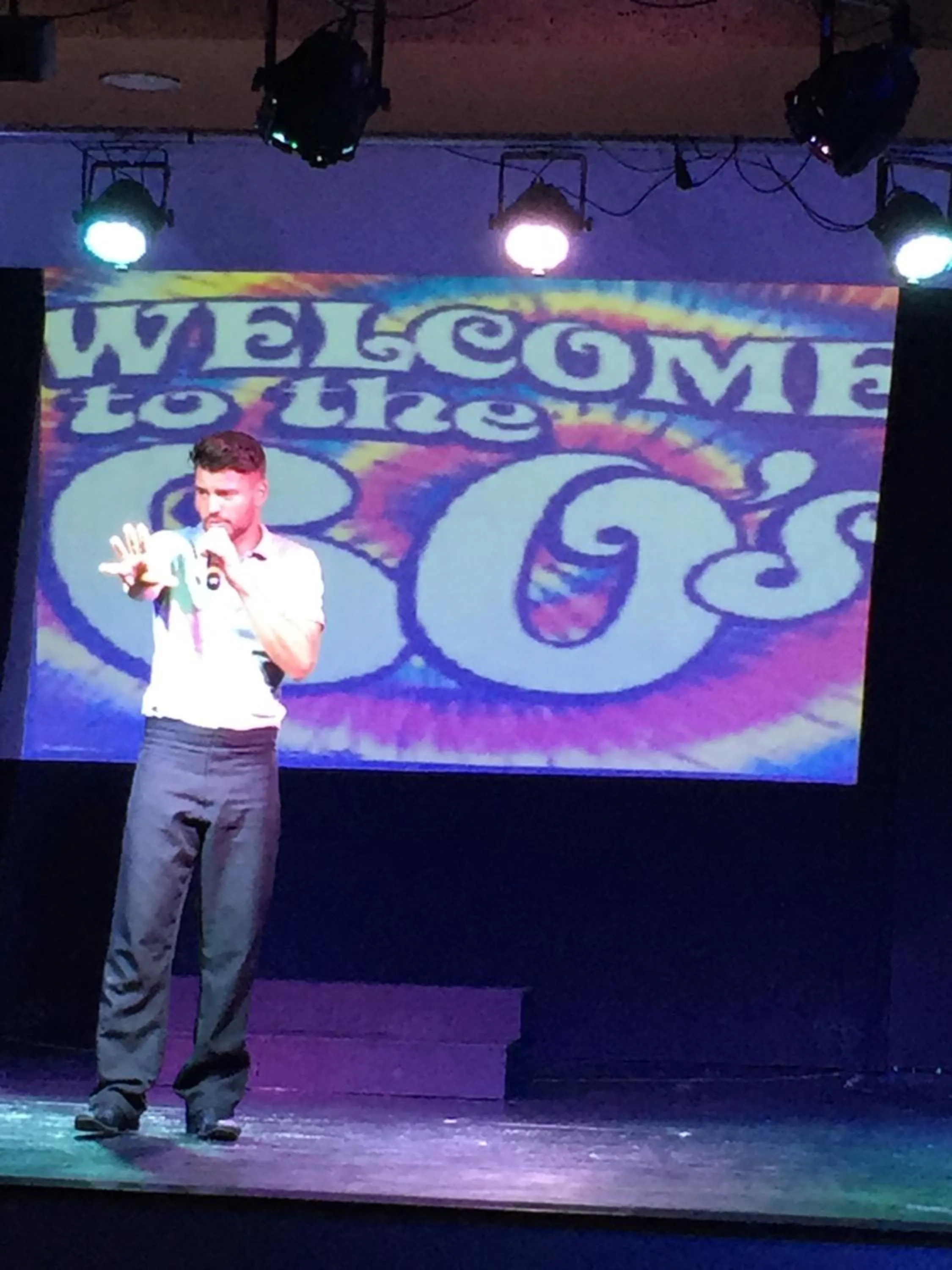 Evening entertainment in Hotel Club Cala Romani