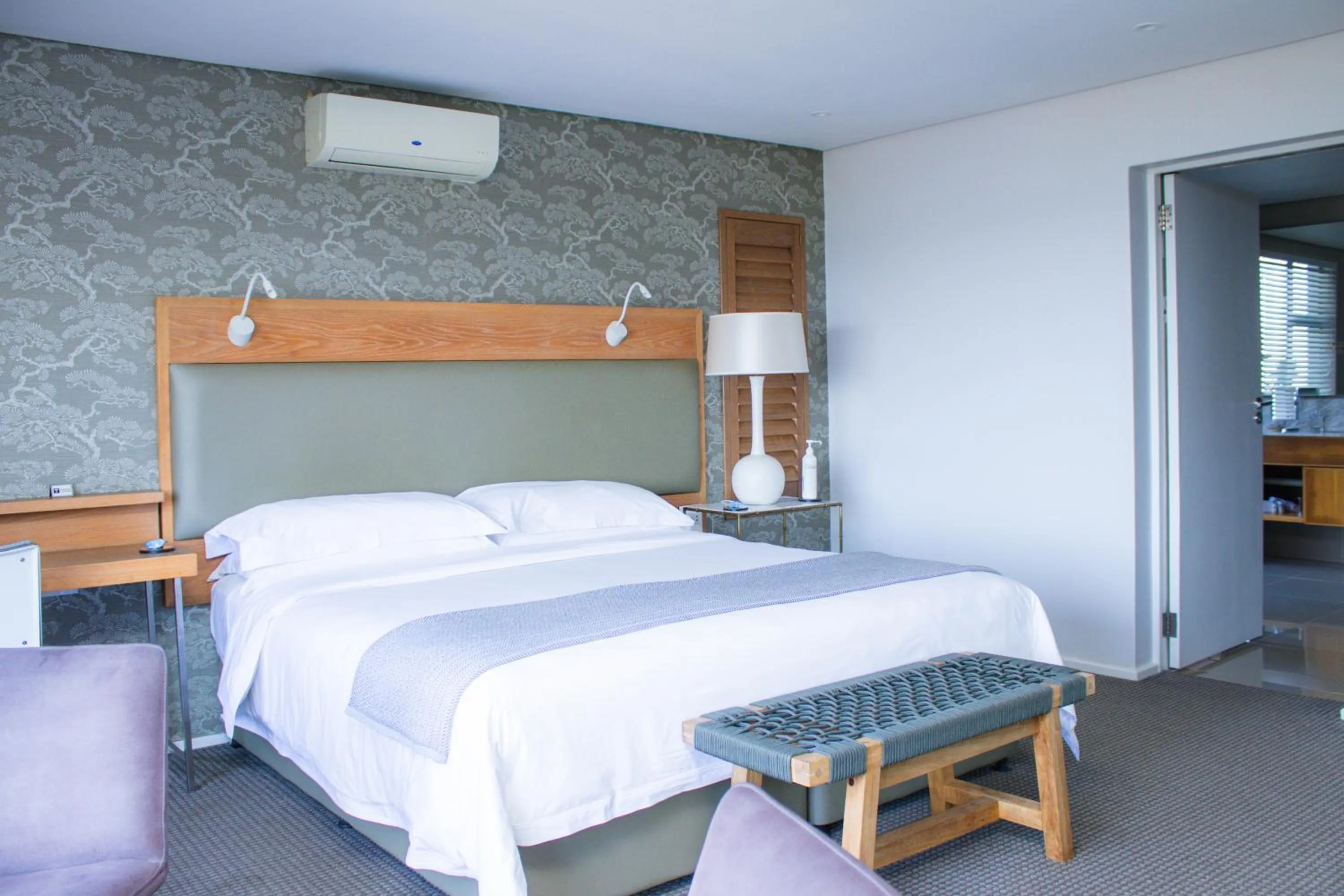 Bed in Ocean Vista Boutique Guest House