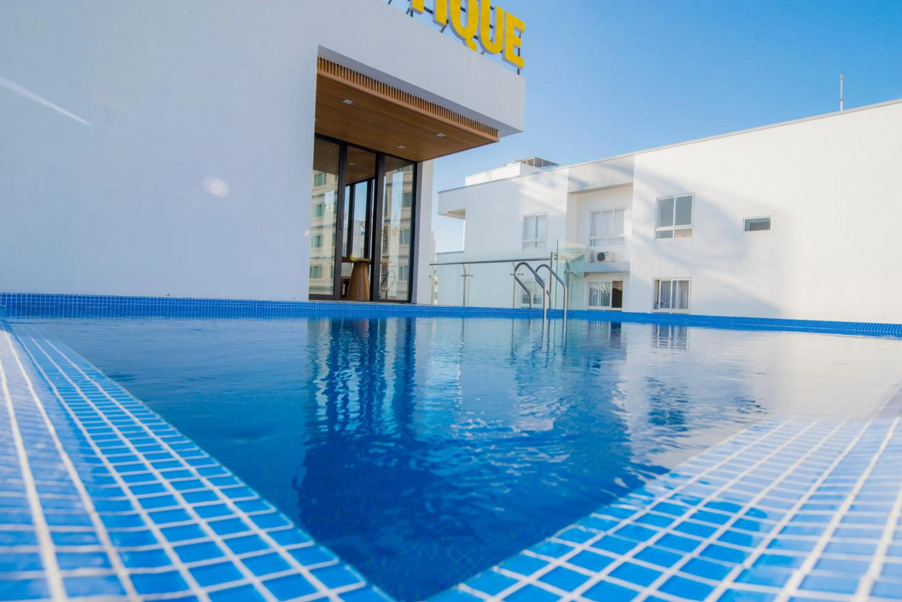 Swimming pool in Soho Boutique Hotel