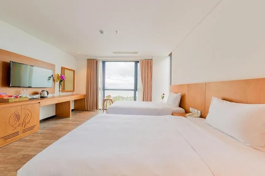 Sea view, Bed in Soho Boutique Hotel