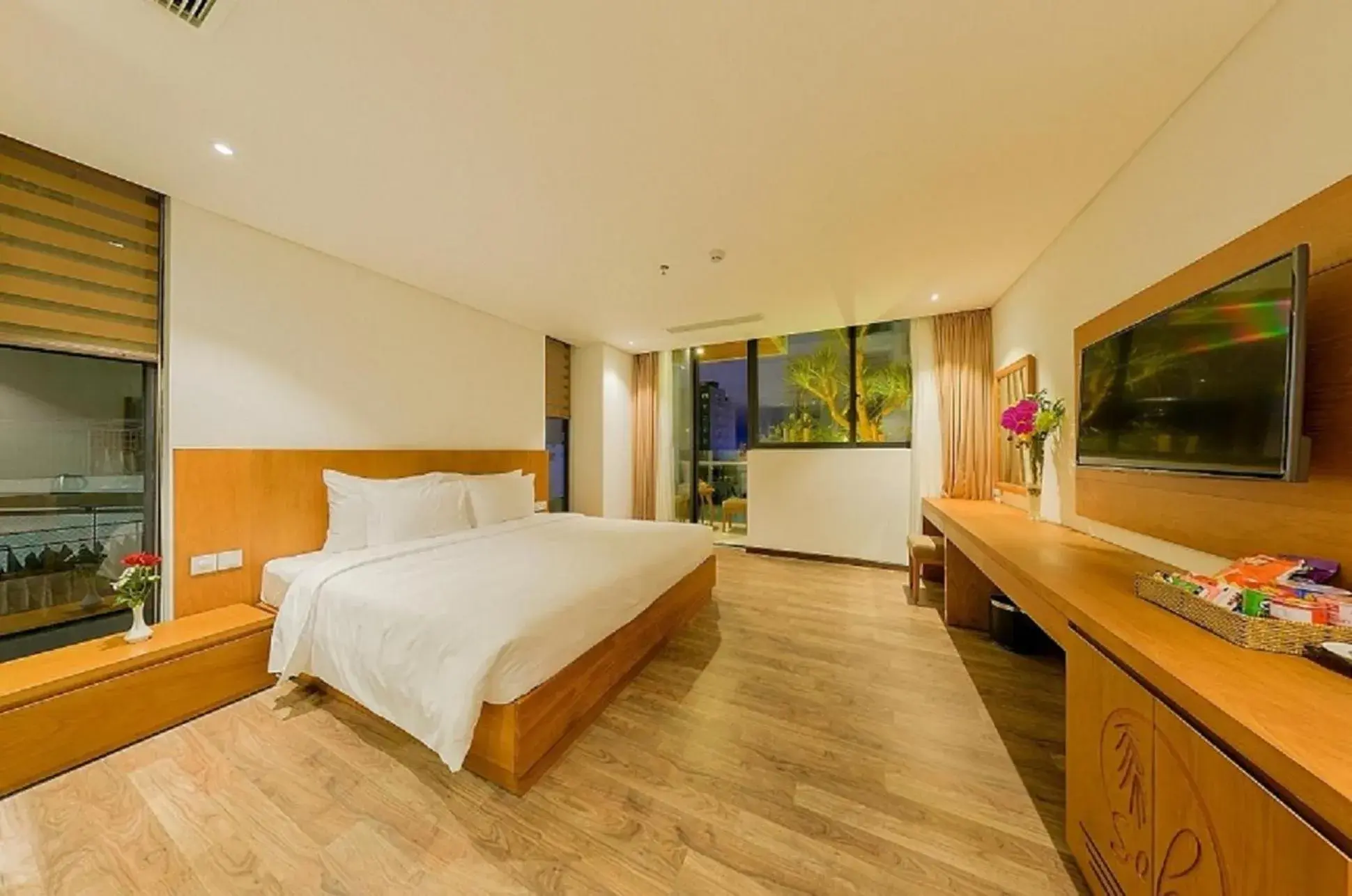 Deluxe Double or Twin with Balcony and City View in Soho Boutique Hotel Deluxe Double or Twin with Balcony and City View in Soho Boutique Hotel