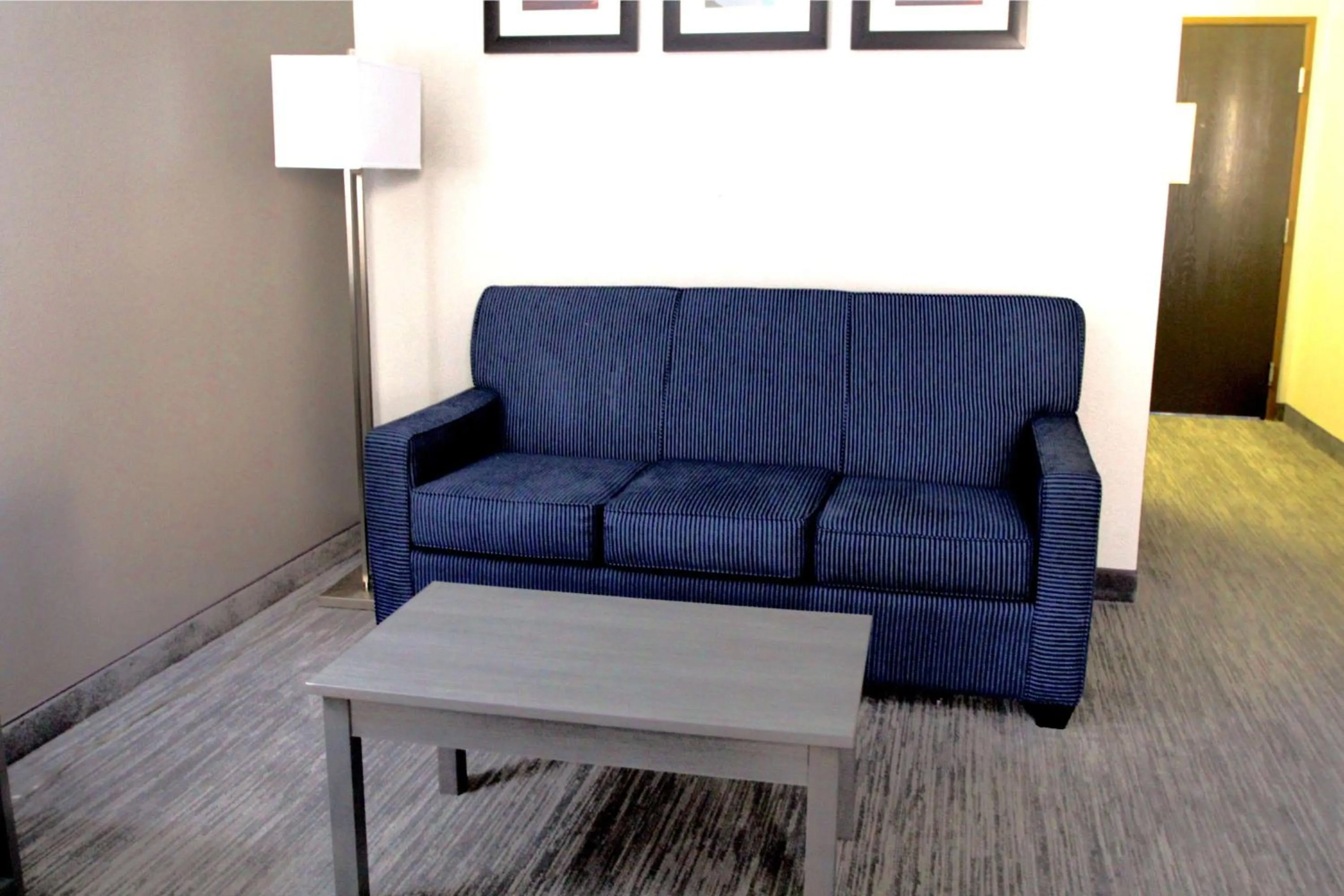 Photo of the whole room in Baymont by Wyndham Lafayette - Purdue University