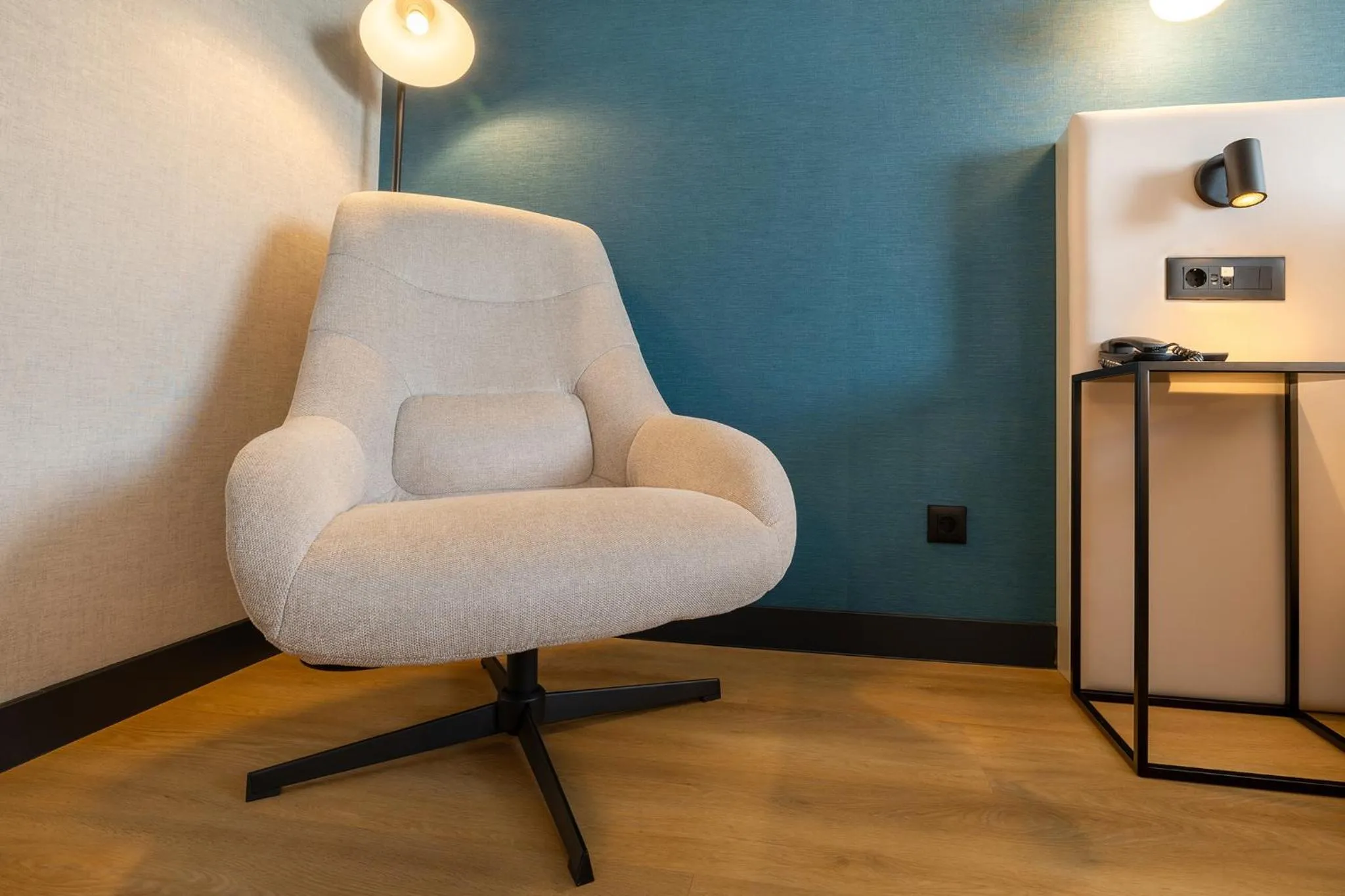 Seating area in Metropolitan Hotel Sofia, a member of Radisson Individuals