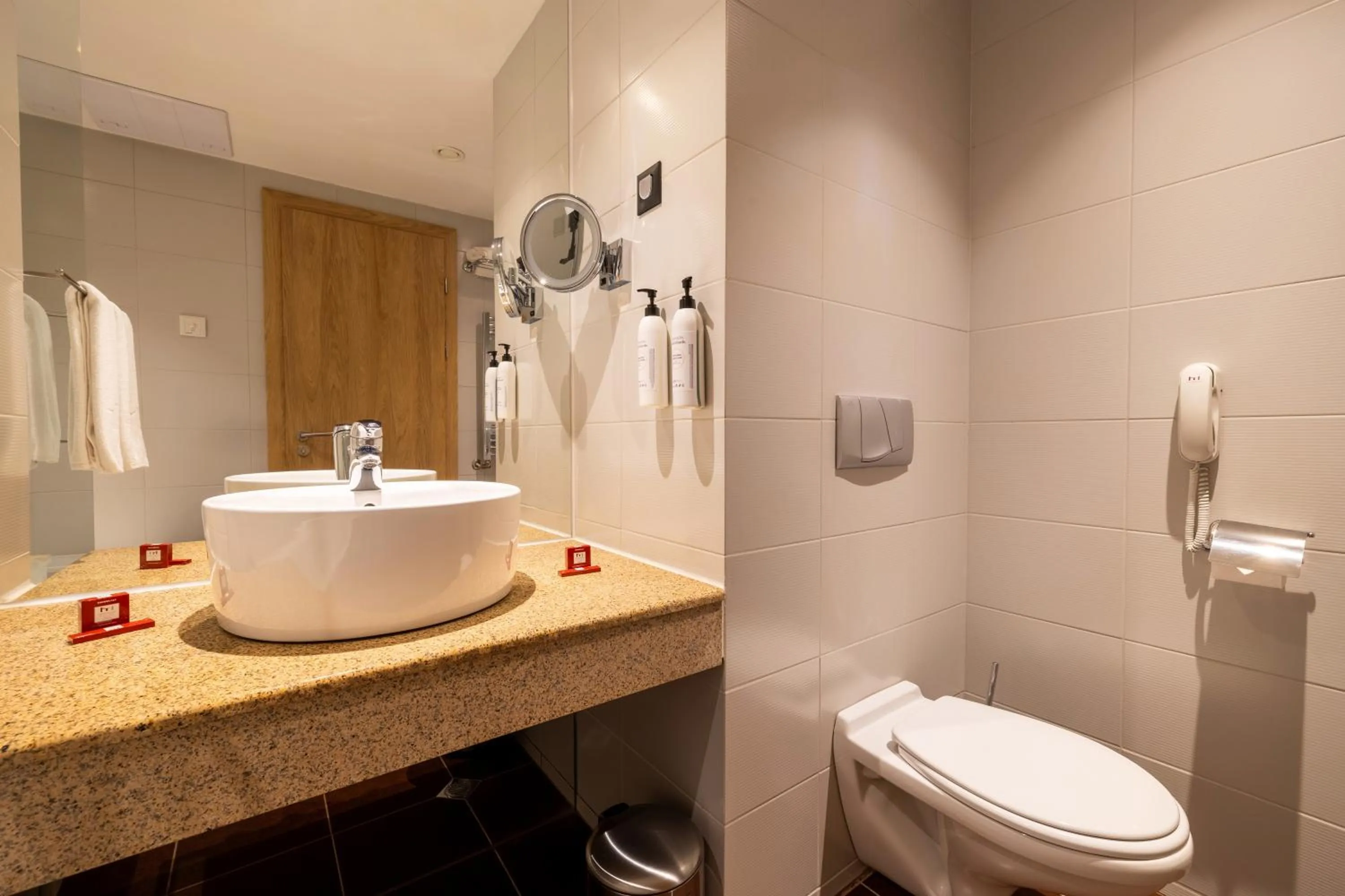 Toilet in Metropolitan Hotel Sofia, a member of Radisson Individuals