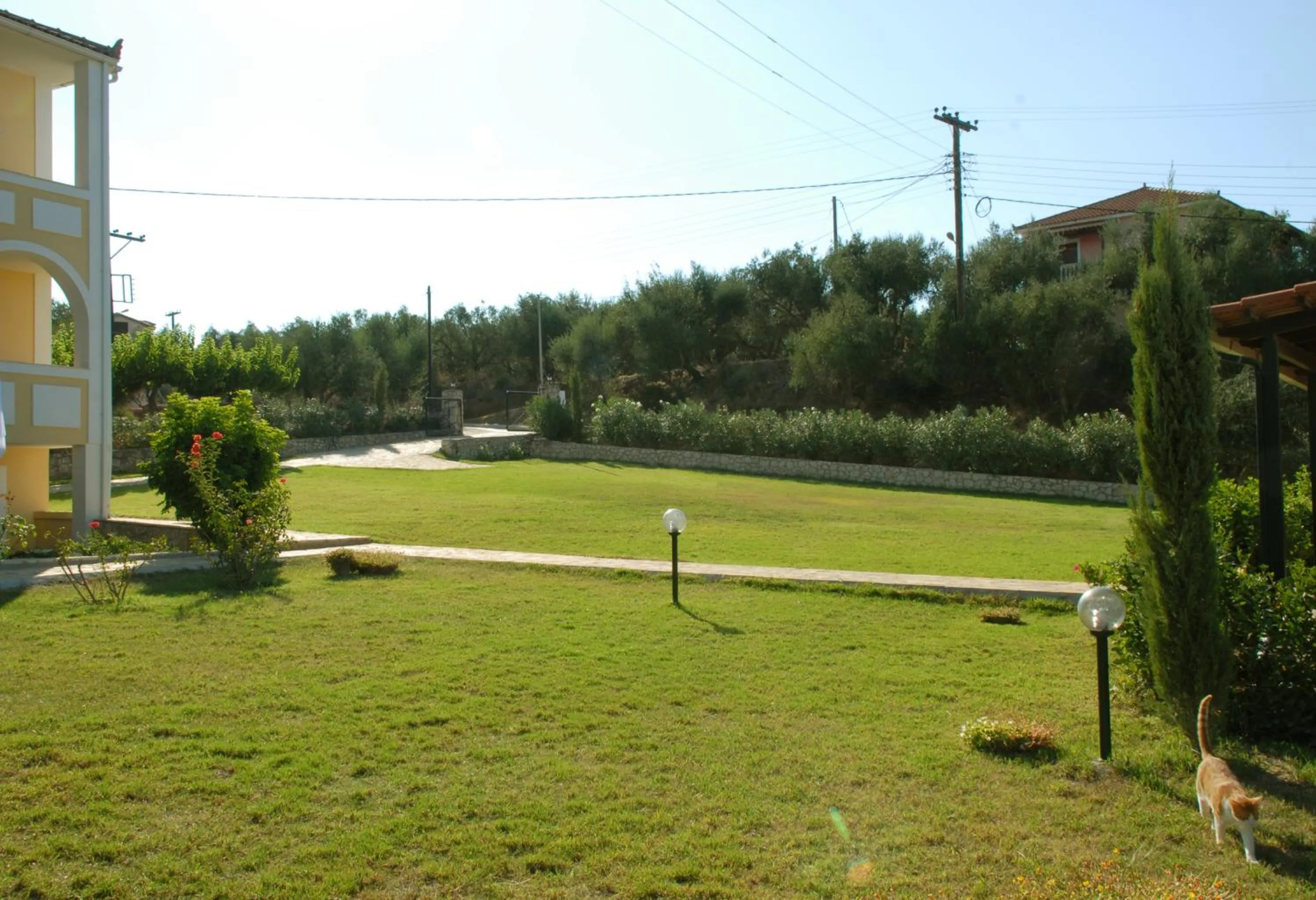 Garden in Amboula Beach Apartments