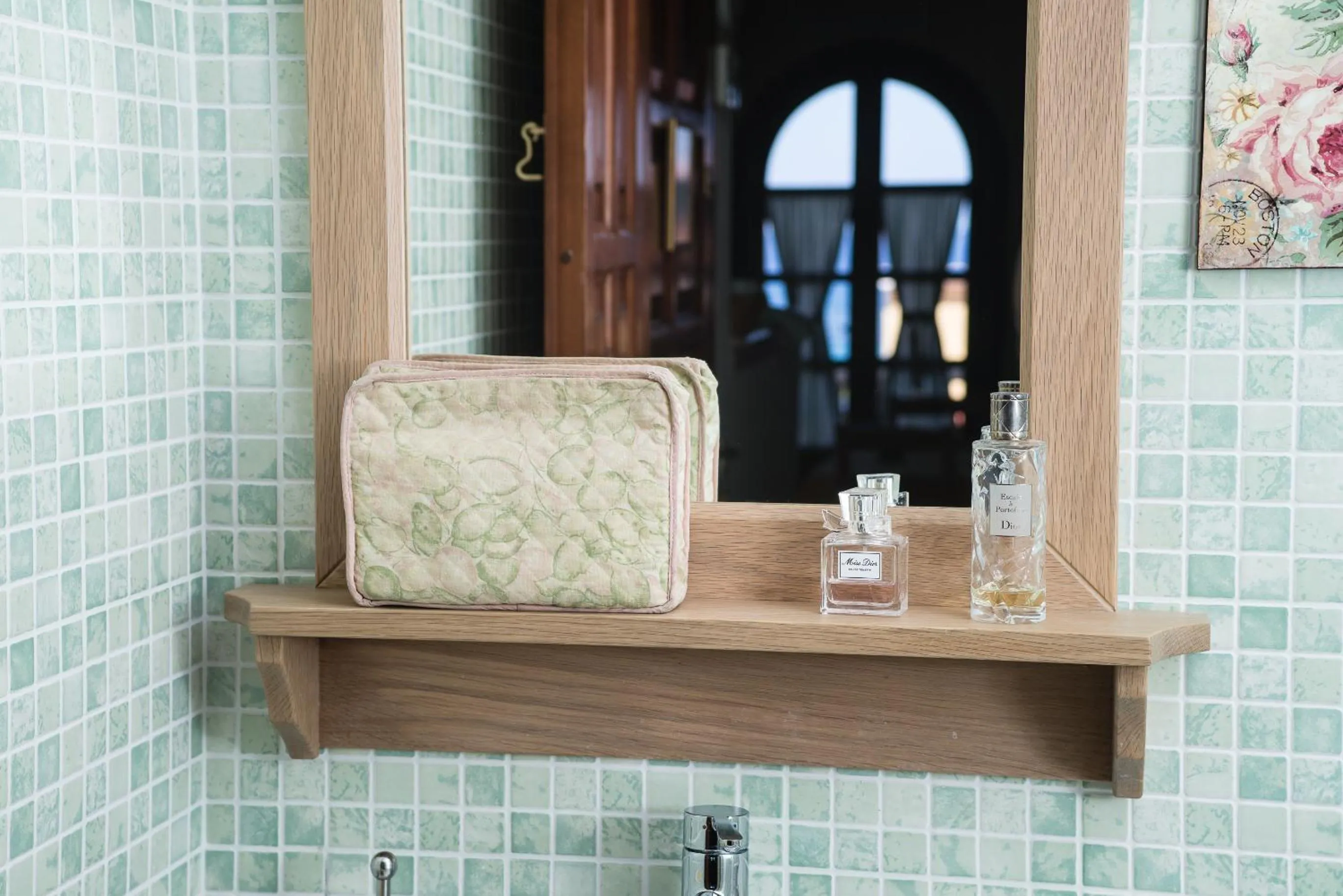 Decorative detail in Amboula Beach Apartments