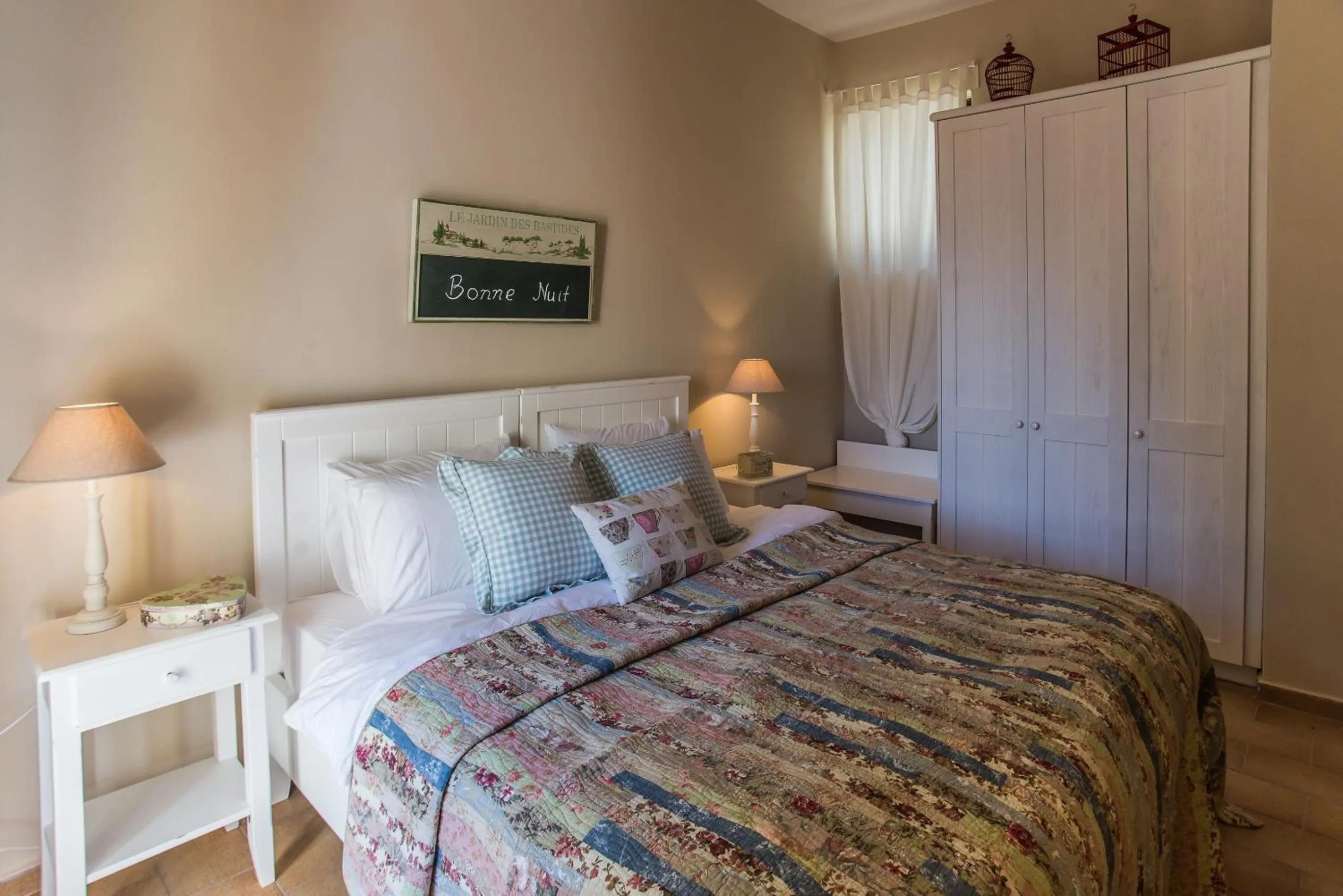 Bedroom, Bed in Amboula Beach Apartments