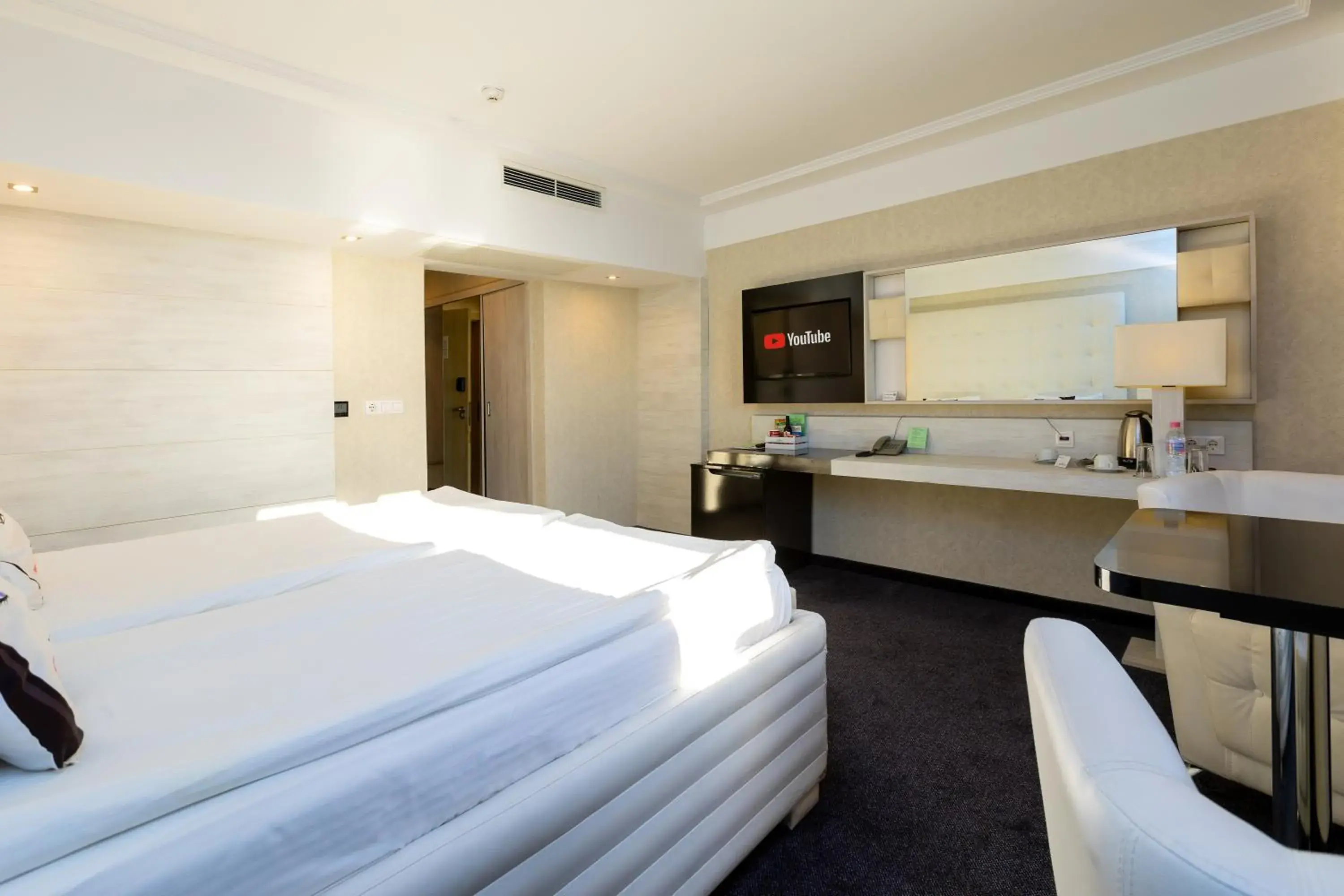 Executive Double Room with River View and Free Parking - single occupancy in Grand Hotel Riga Executive Double Room with River View and Free Parking - single occupancy in Grand Hotel Riga