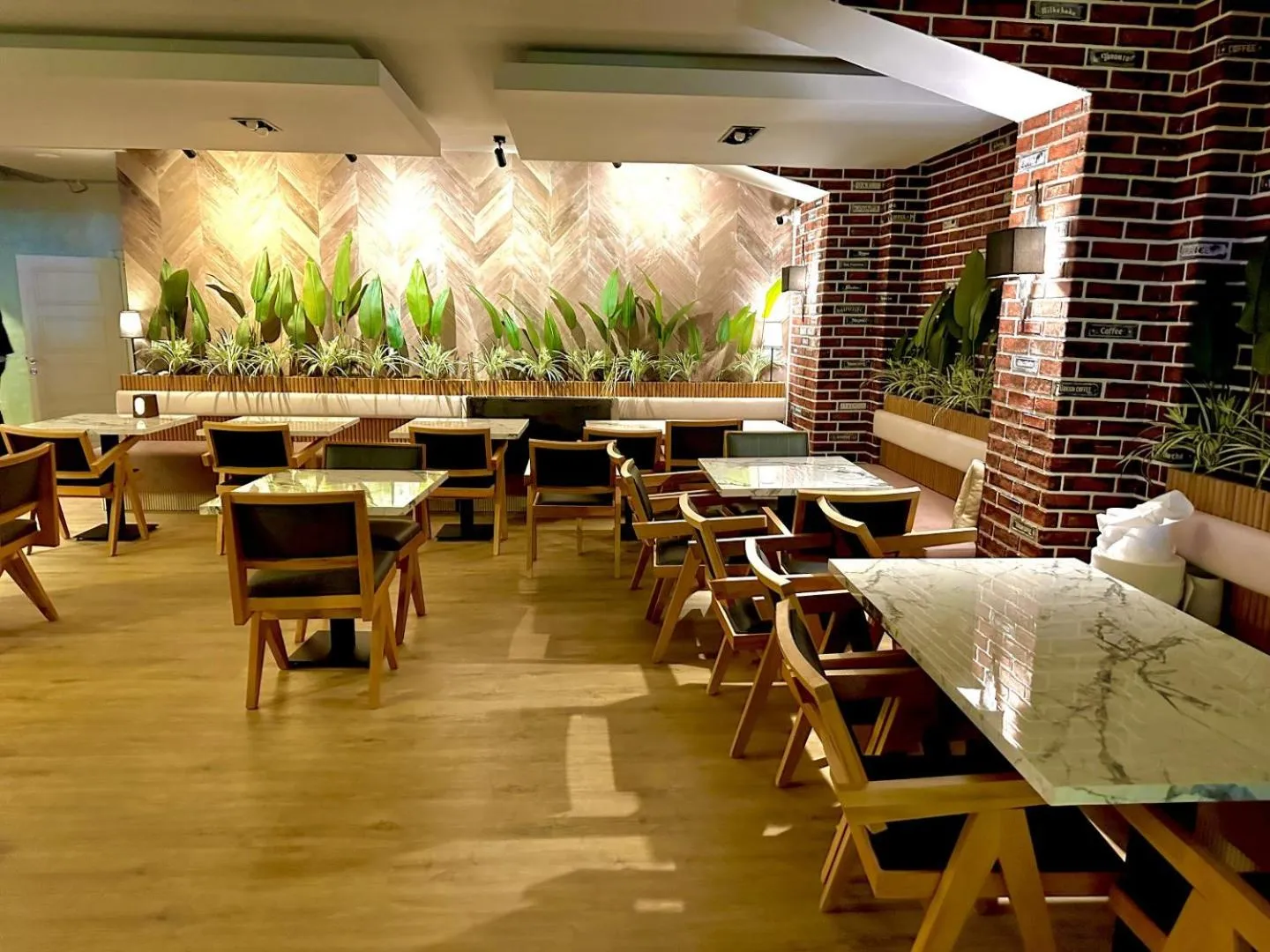 Seating area in Double Bond Hotel Spa