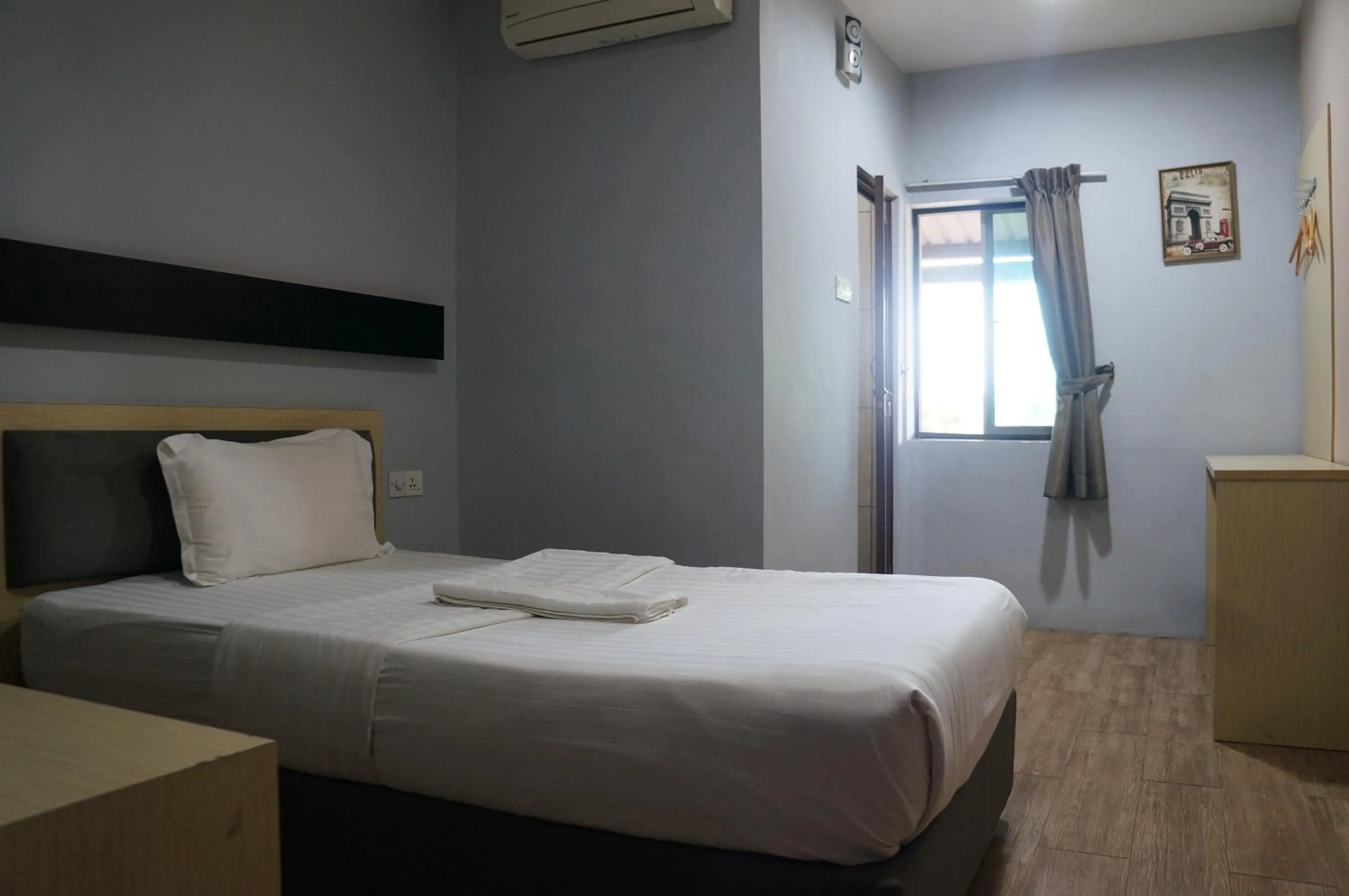 Bed in Unikarya Lodge