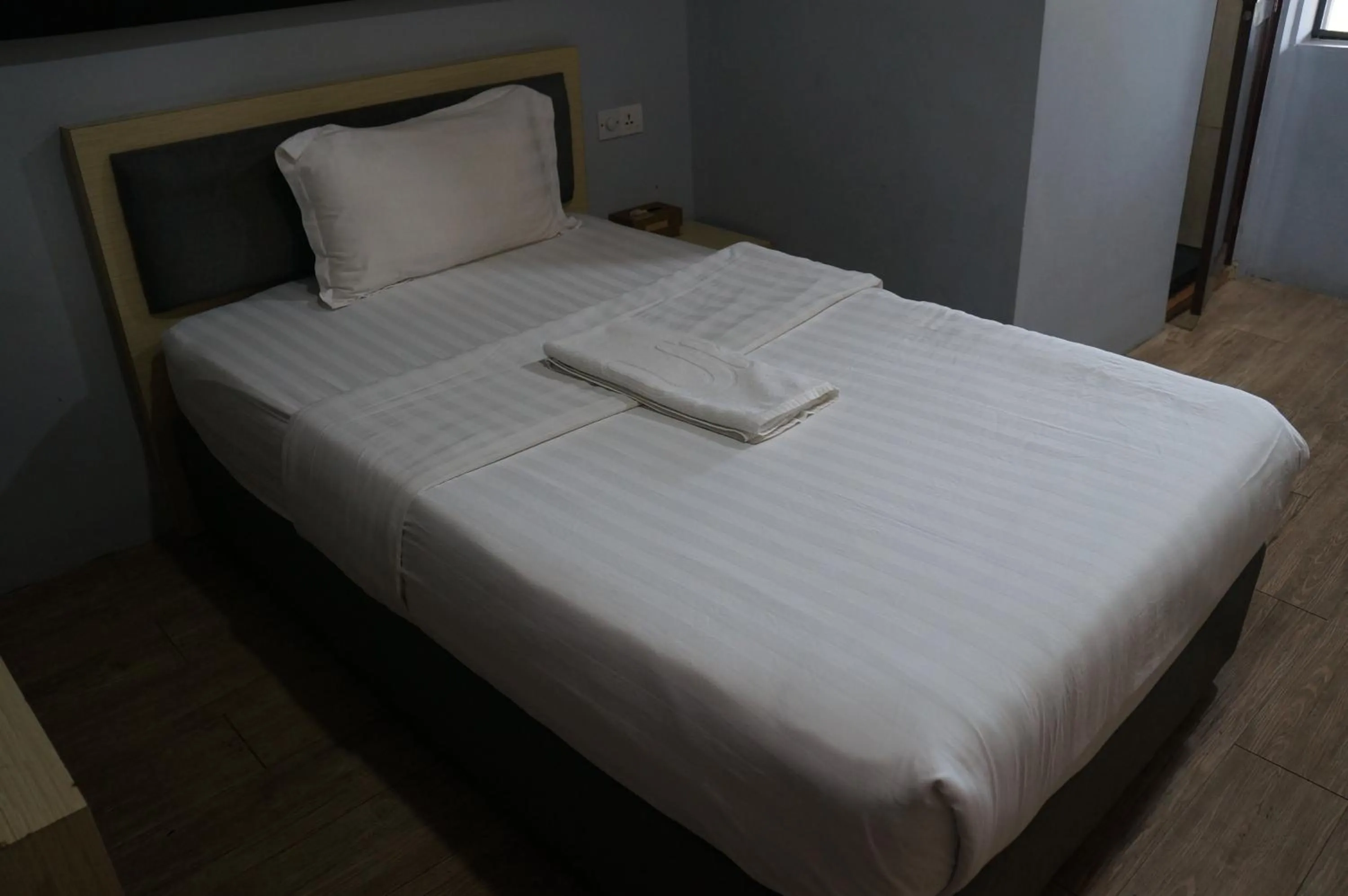 Bed in Unikarya Lodge