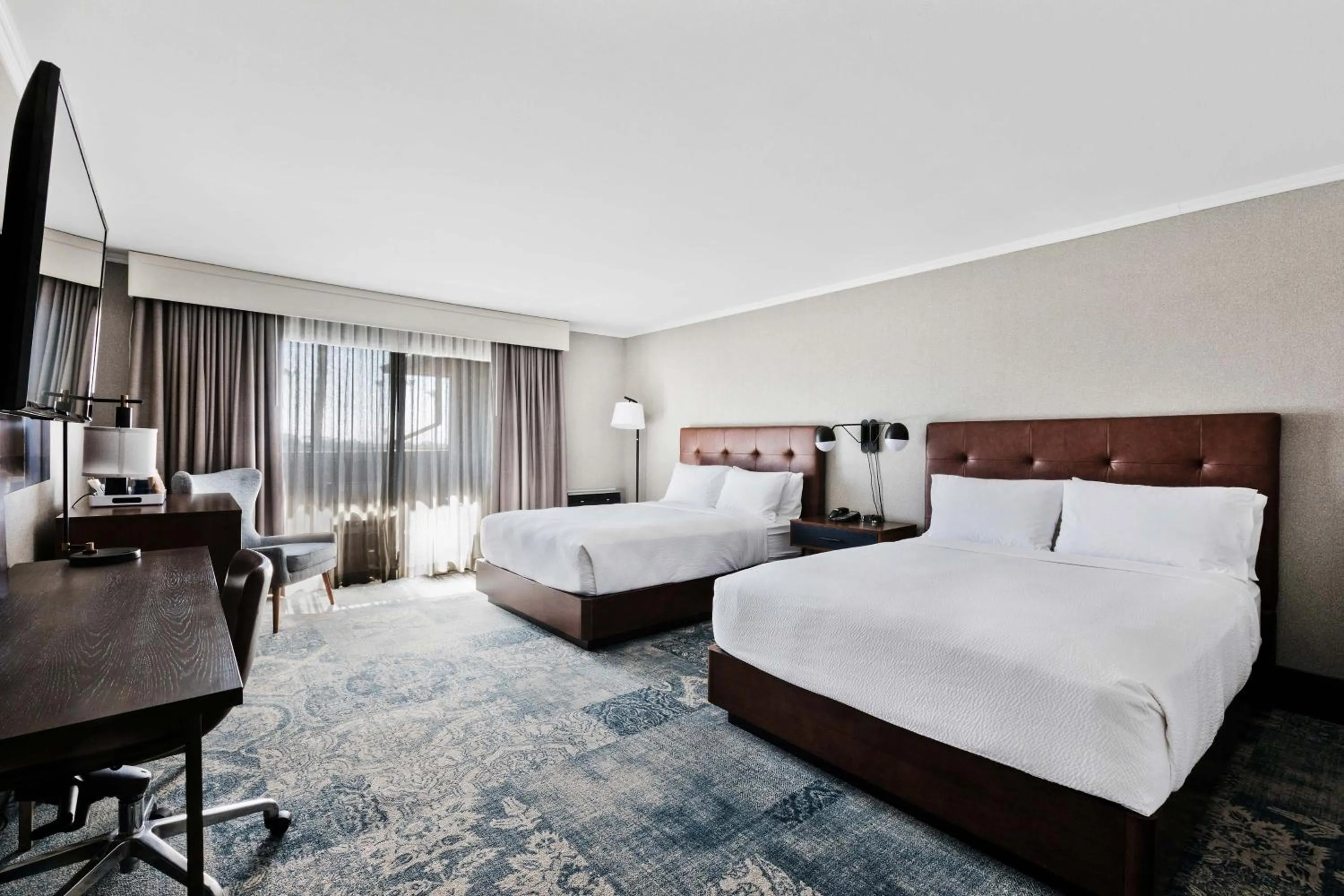 Photo of the whole room, Bed in Four Points by Sheraton Ventura Harbor Resort