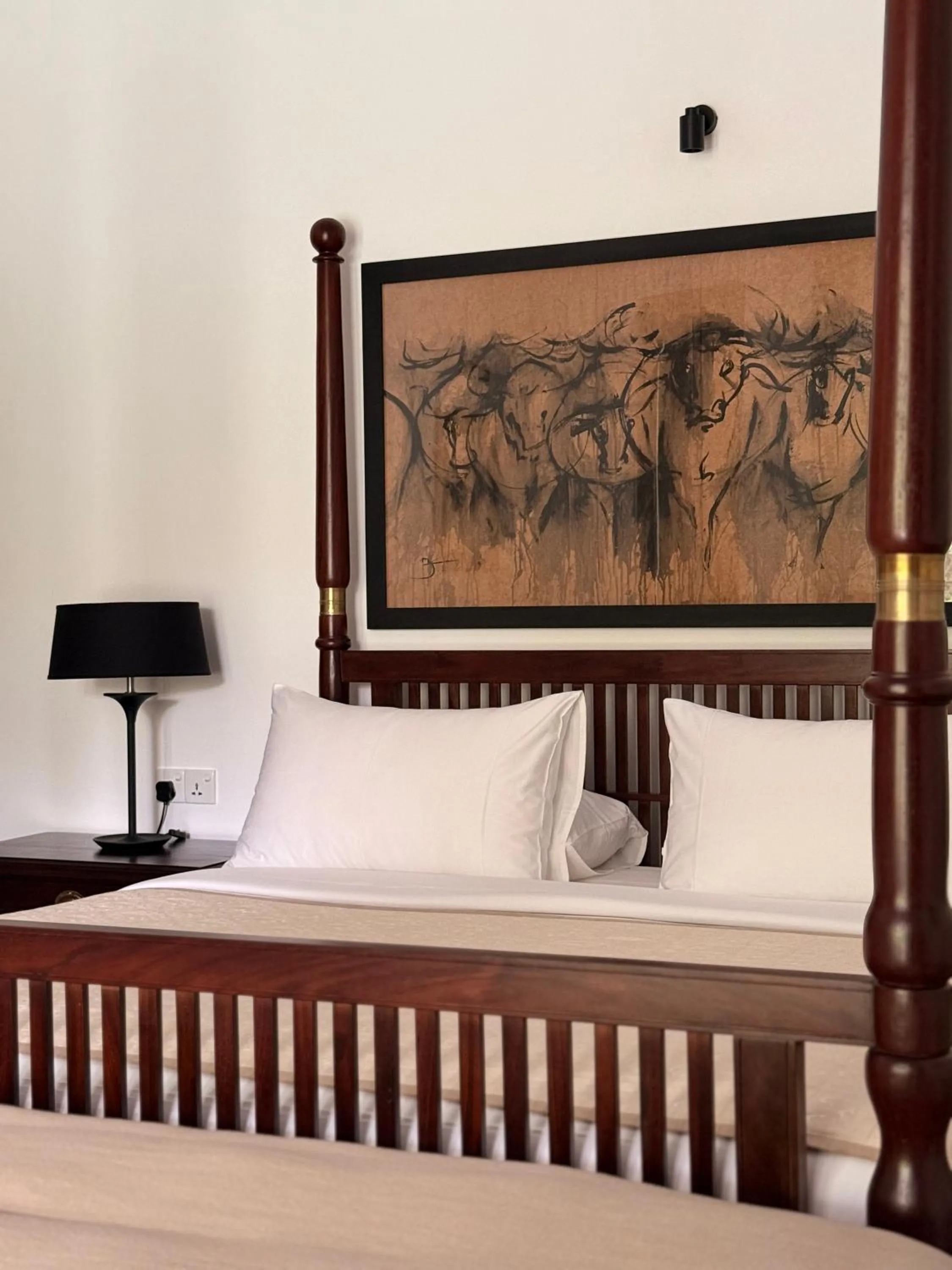 Photo of the whole room, Bed in Nyne Hotels Mayur Lodge - Yala - All Inclusive