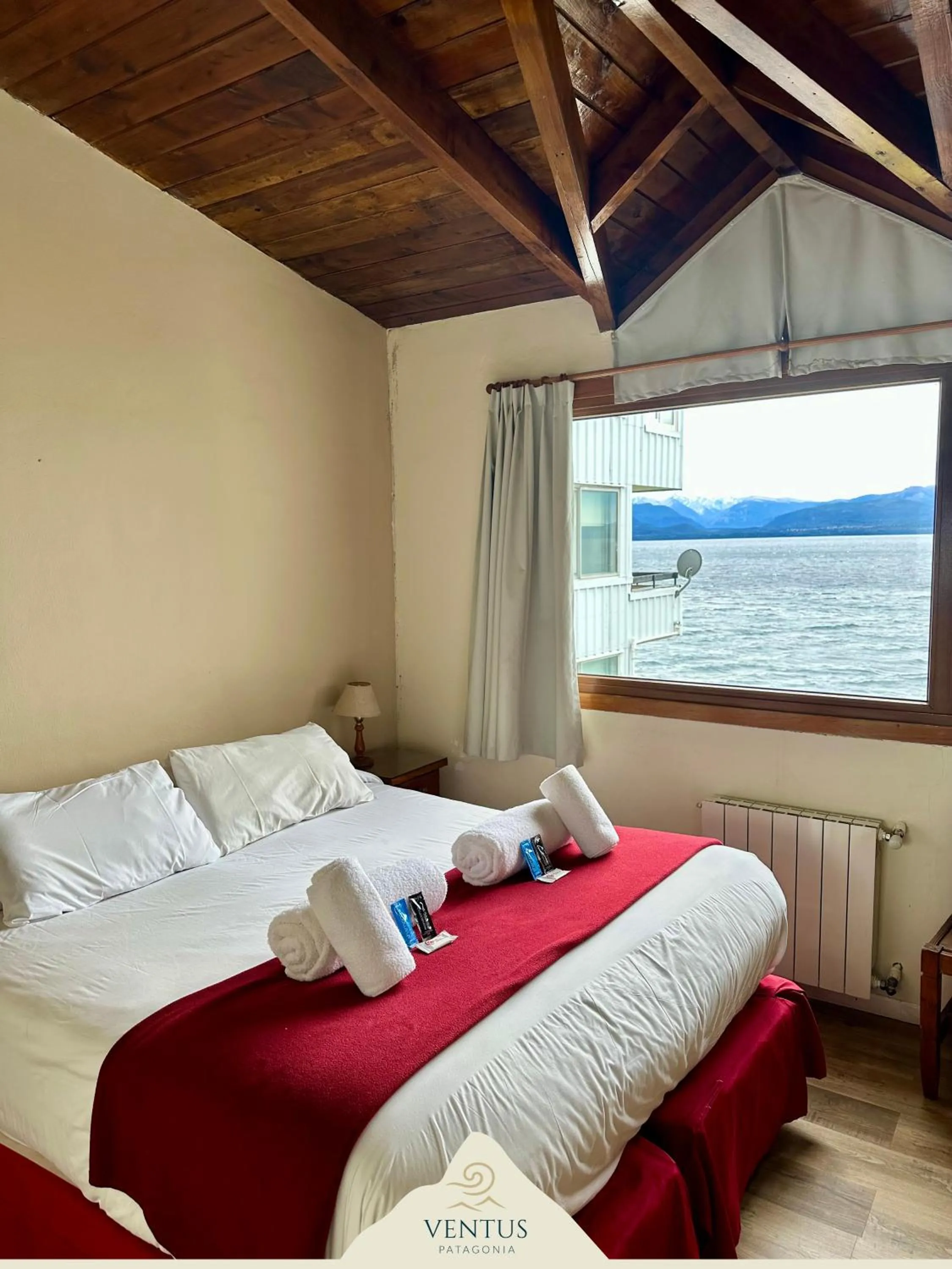 Lake view, Bed in Hosteria Ventus Patagonia