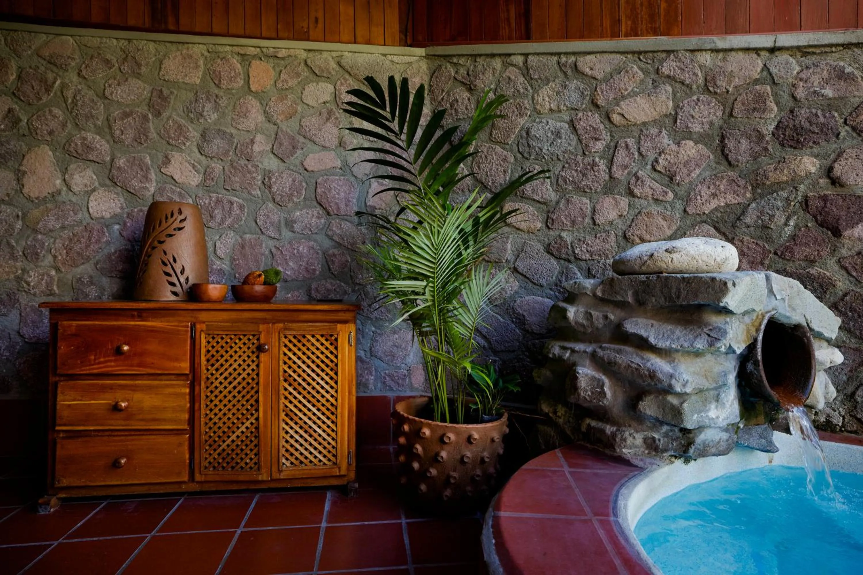 Swimming pool in Ladera Resort