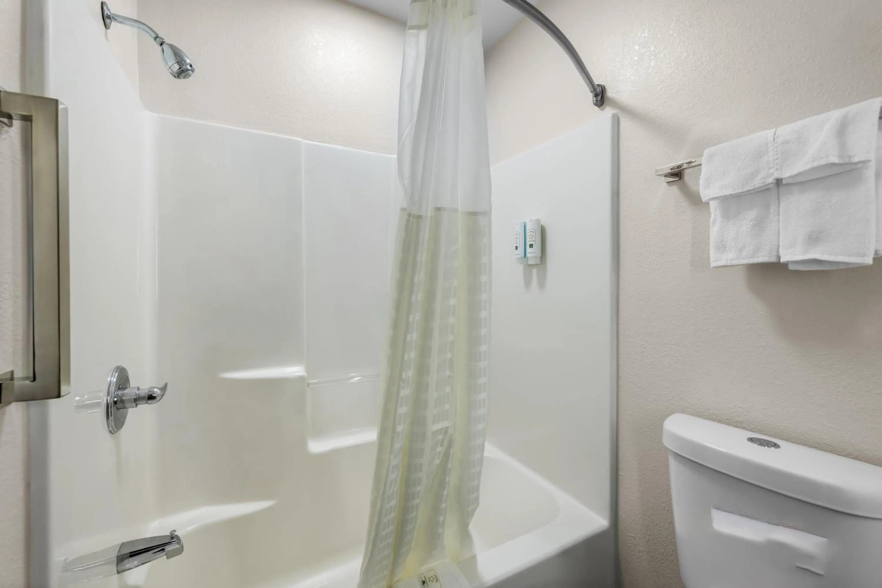 Bathroom in Quality Inn Brewerton - Syracuse Oneida Lake Area
